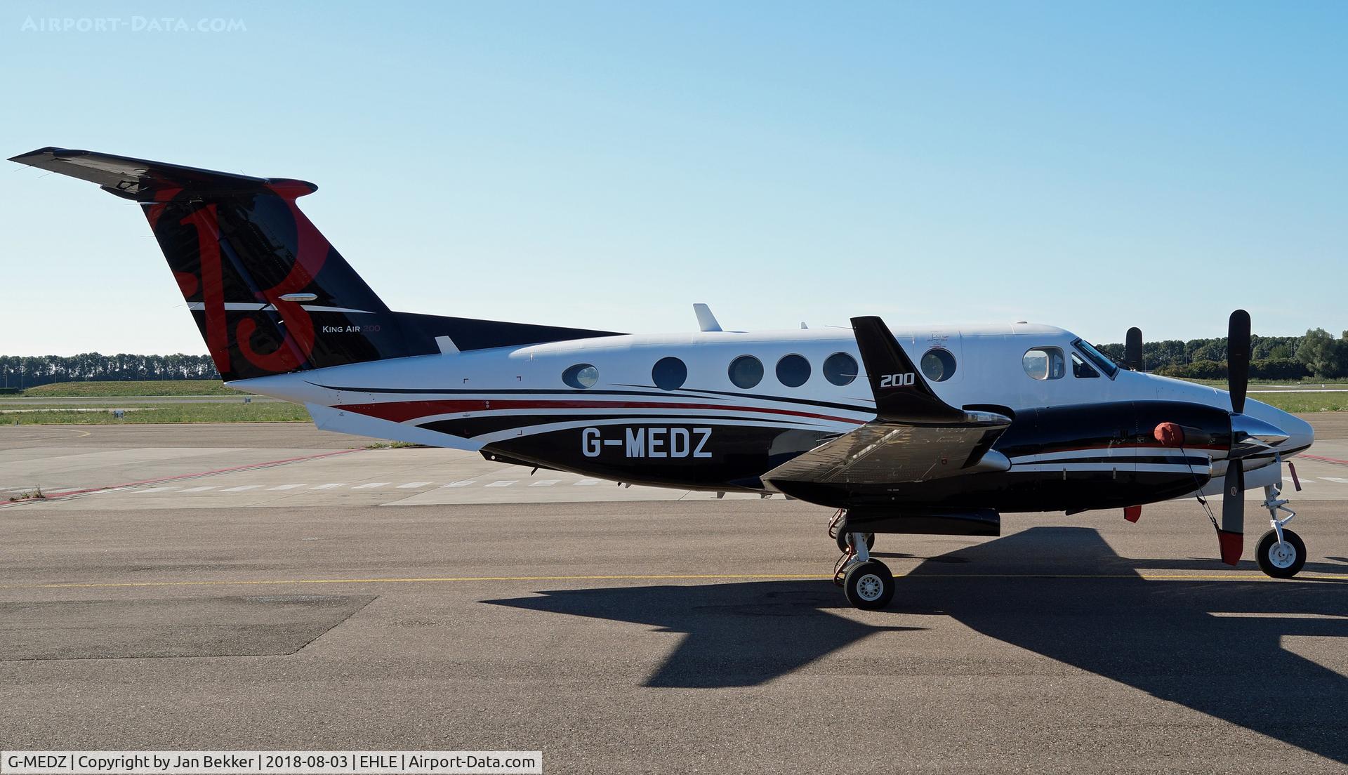 G-MEDZ, 1994 Beech B200 King Air C/N BB-1478, Lelystad Airport