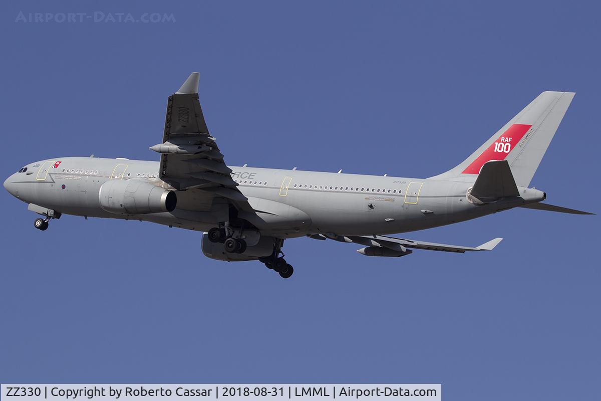 ZZ330, 2009 Airbus KC2 Voyager (A330-243MRTT) C/N 1046, Runway 31