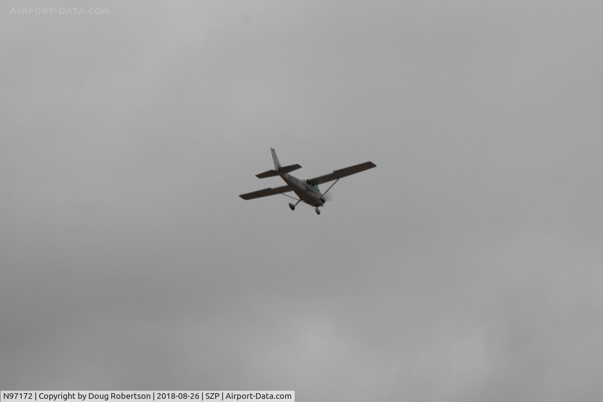 N97172, 1984 Cessna 172P C/N 17276162, 1984 Cessna 172P SKYHAWK, Lycoming O-320-D2J 160 Hp, another takeoff climb Rwy 22