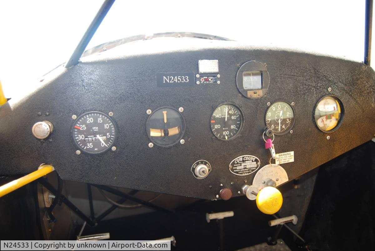 N24533, 1939 Piper J4A C/N 4-636, N24533