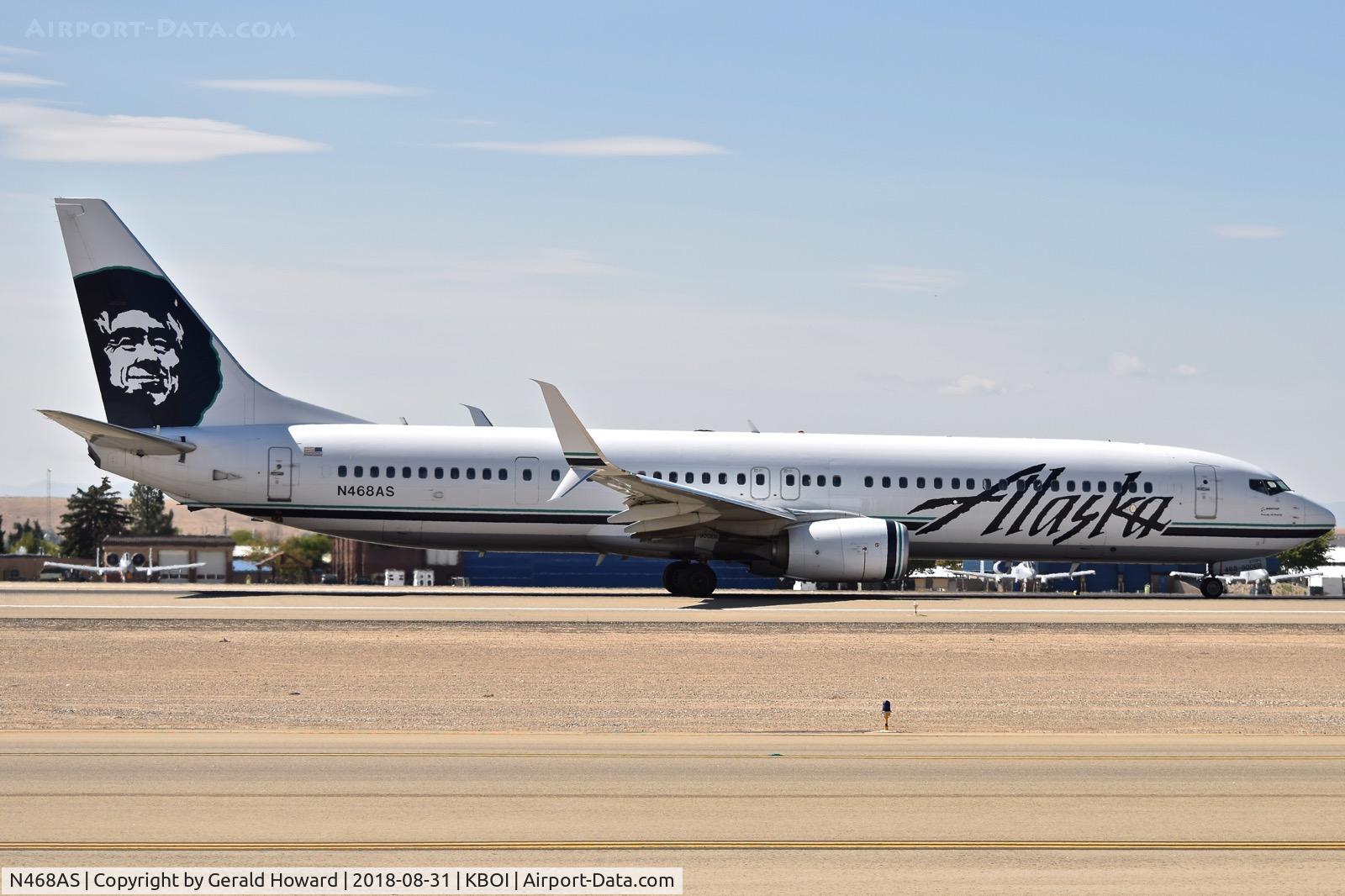 N468AS, 2014 Boeing 737-990/ER C/N 41735, Landing roll out on RWY 28R.