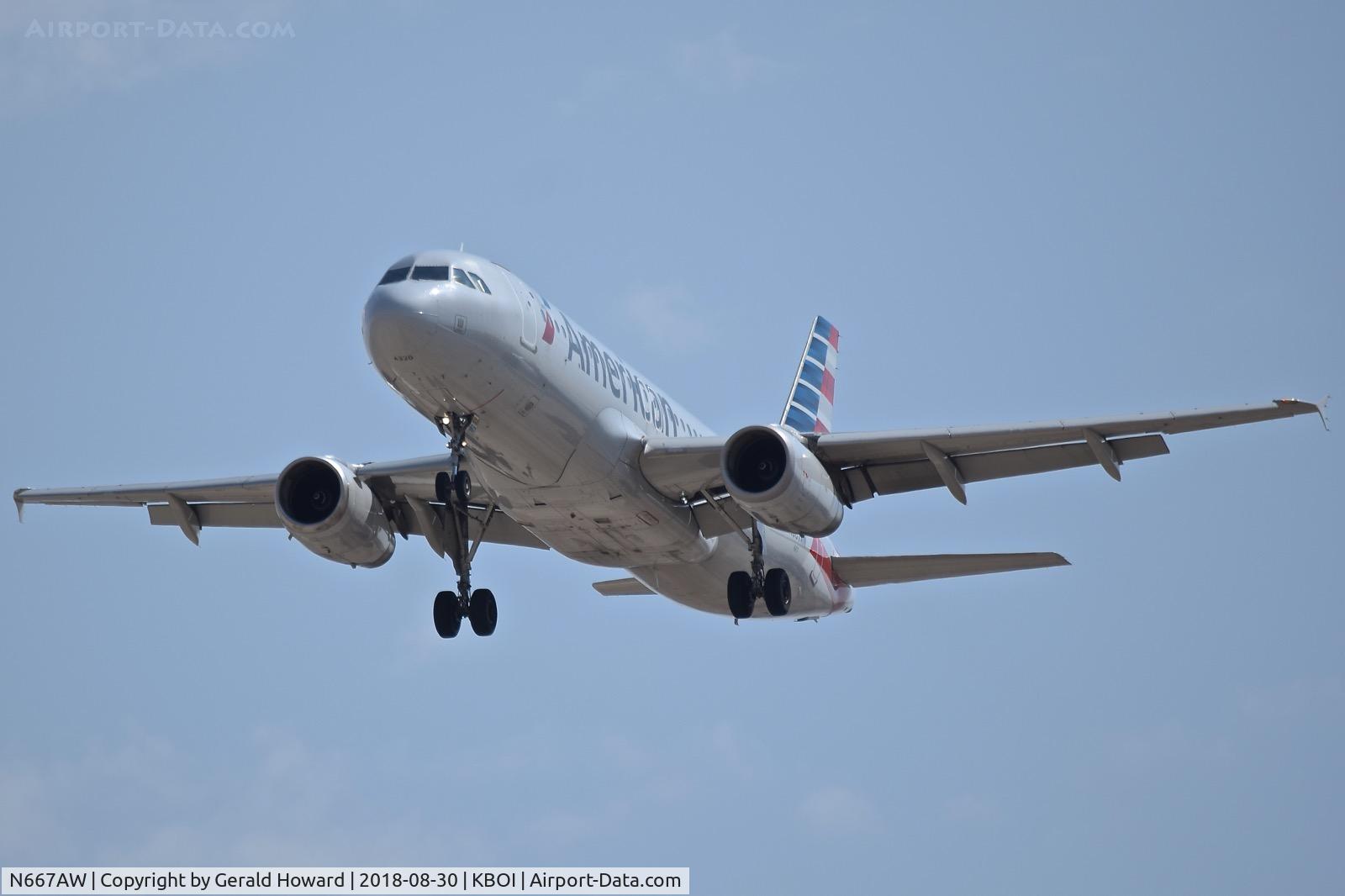 N667AW, 2002 Airbus A320-232 C/N 1710, On final for RWY 28R.