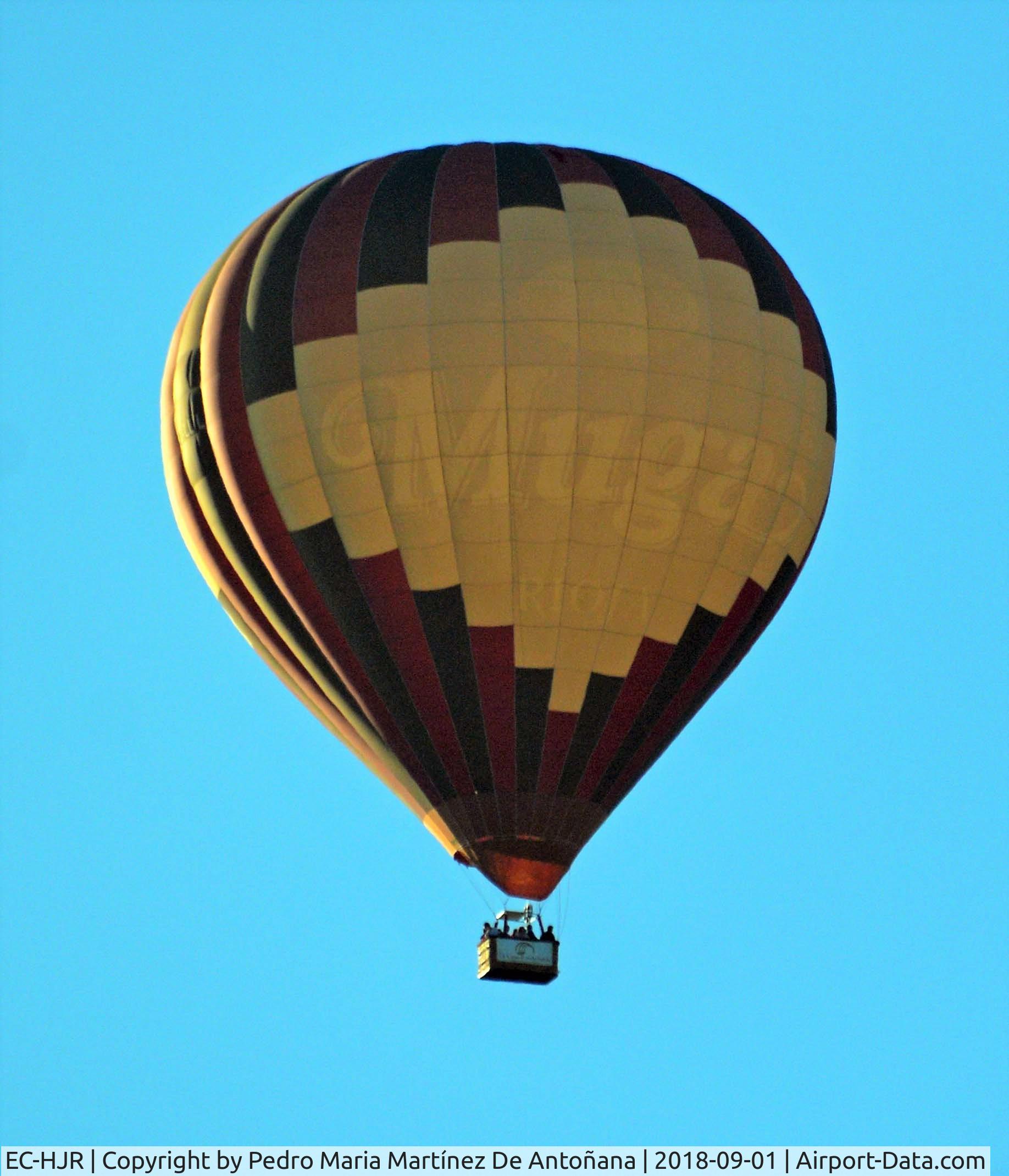 EC-HJR, 1999 UltraMagic M-90 C/N 90/36, Haro - La Rioja - España