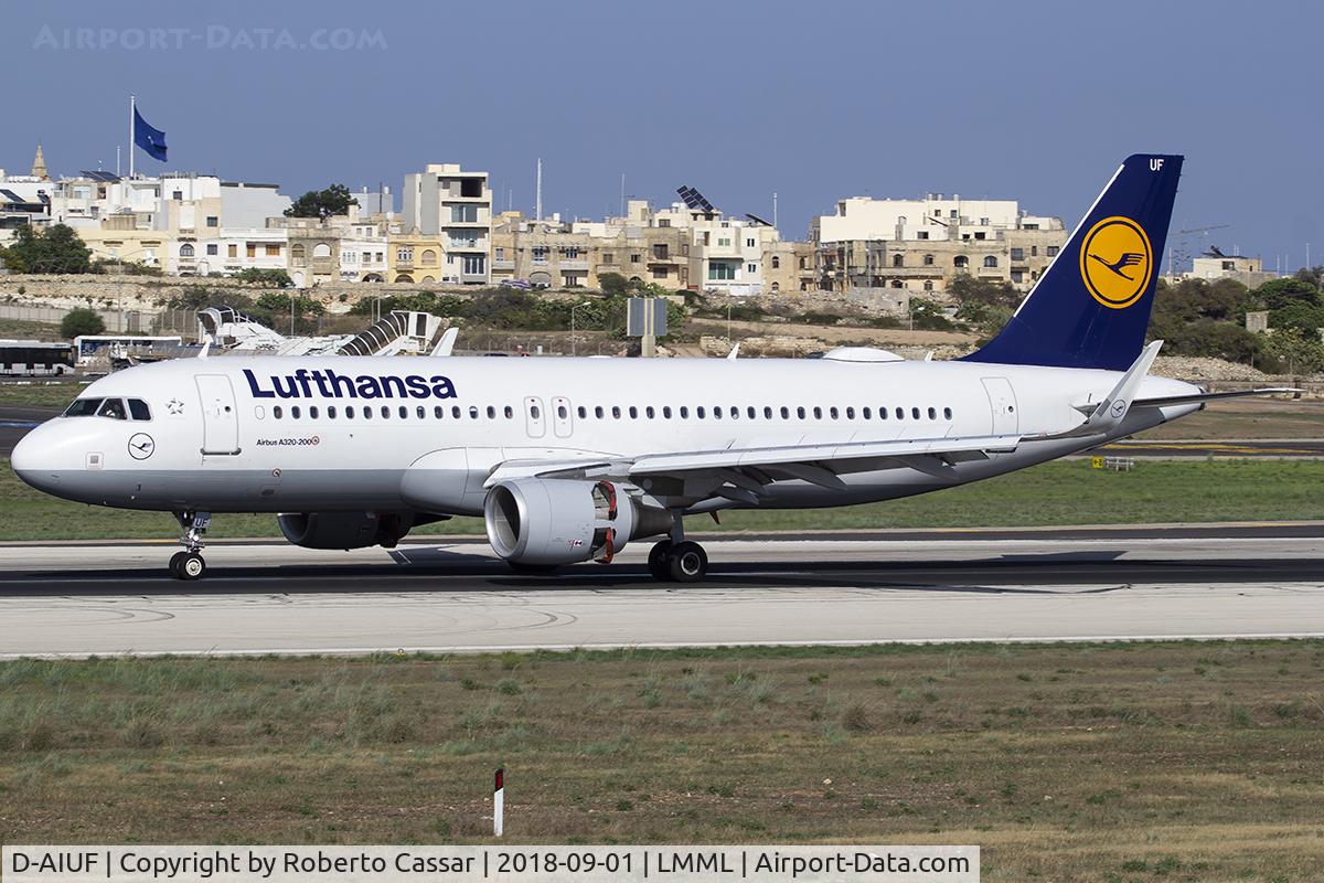 D-AIUF, 2014 Airbus A320-214 C/N 6141, Runway 31