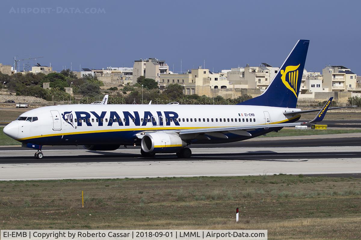 EI-EMB, 2010 Boeing 737-8AS C/N 38511, Runway 31