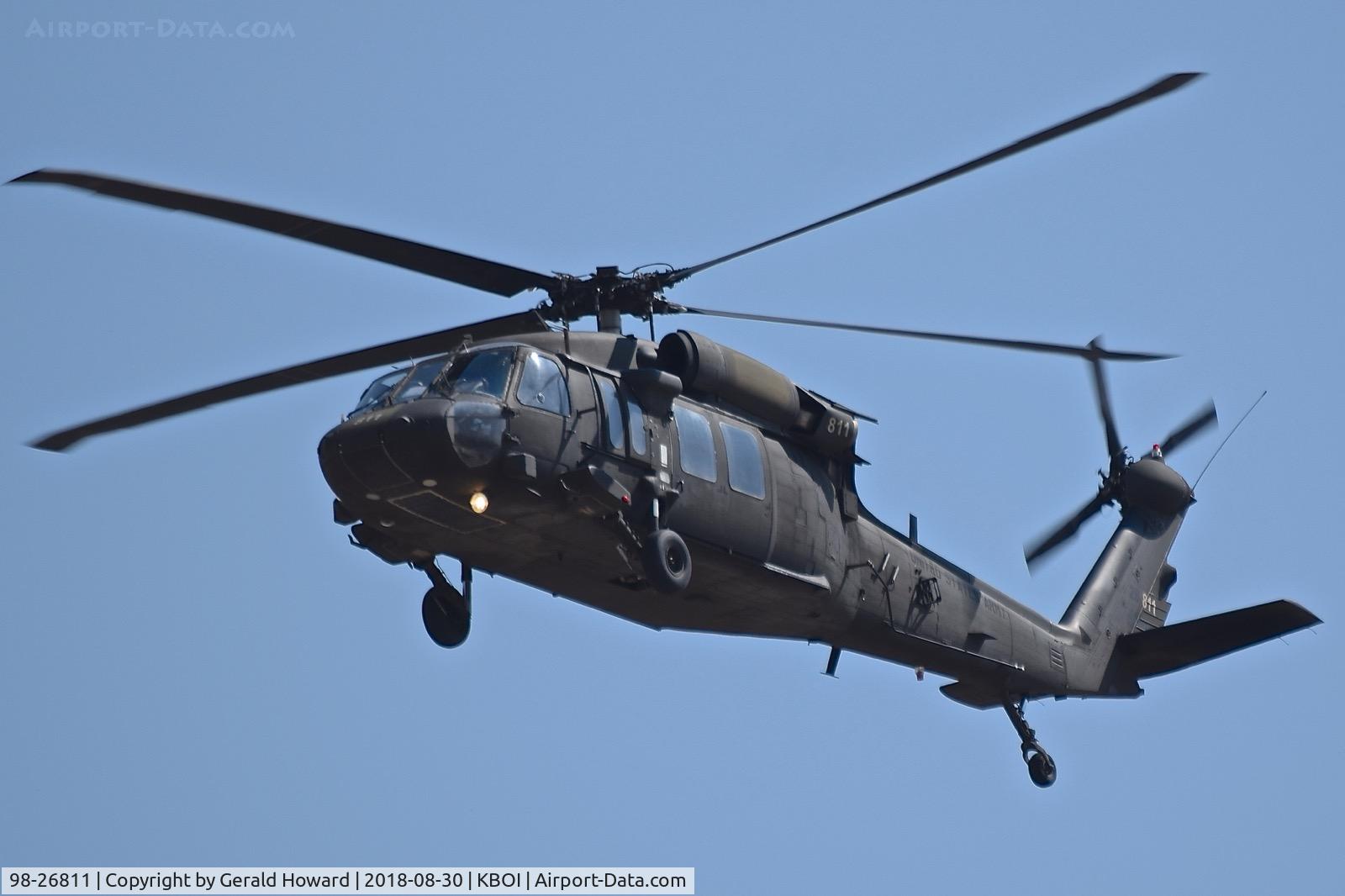 98-26811, 1993 Sikorsky UH-60L Black Hawk C/N unknown, Just departed Taxi Bravo.