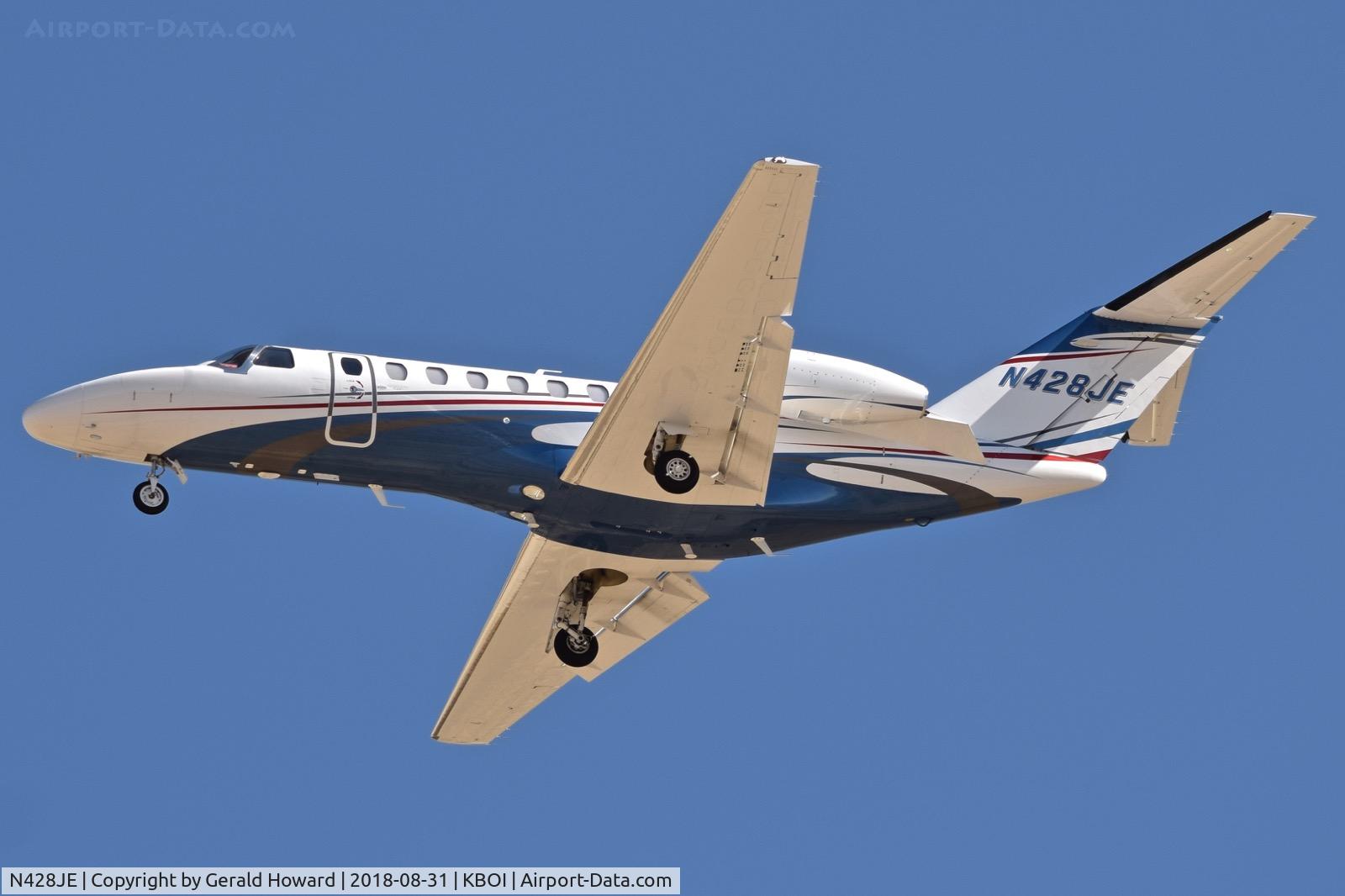 N428JE, 2018 Cessna 525B CitationJet CJ3 C/N 525B0543, Landing RWY 28R.
