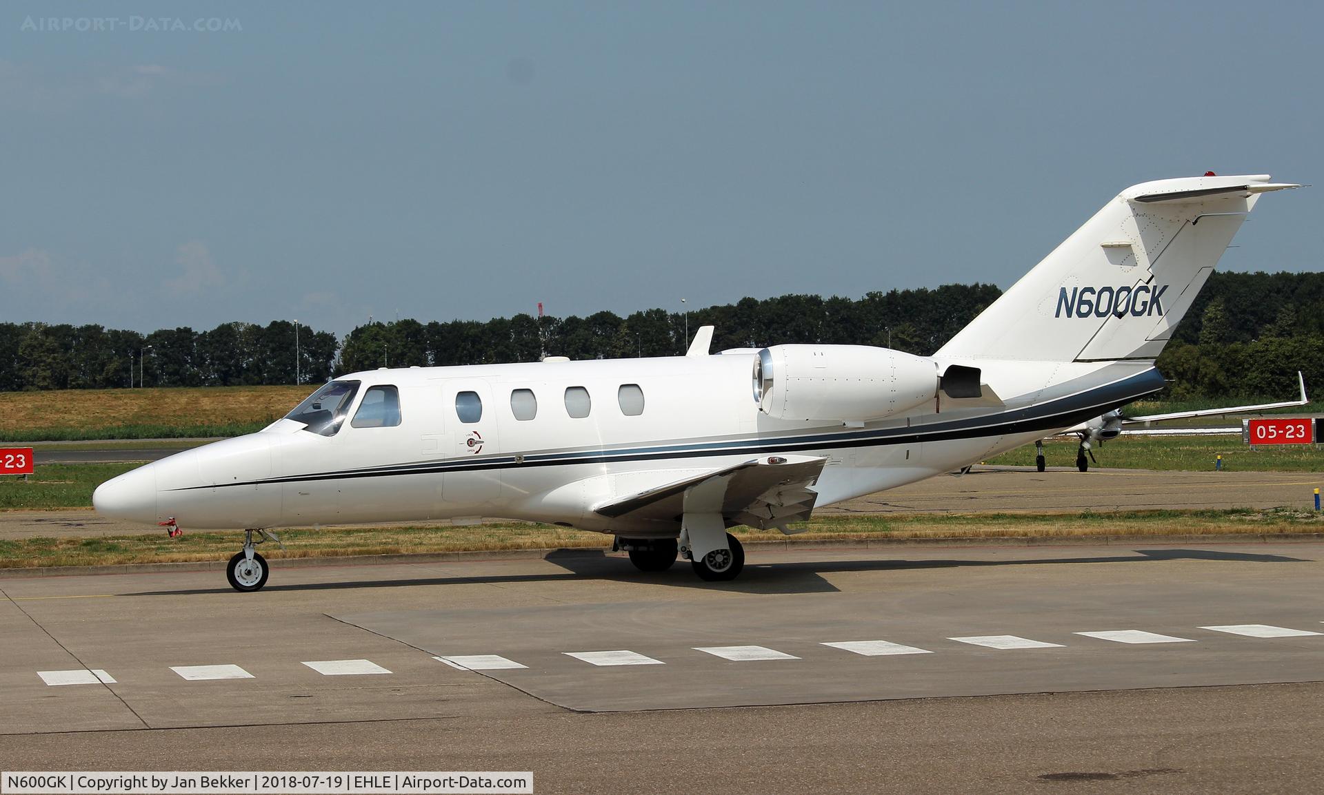 N600GK, 1998 Cessna 525 CitationJet CJ1 C/N 525-0297, Lelystad Airport