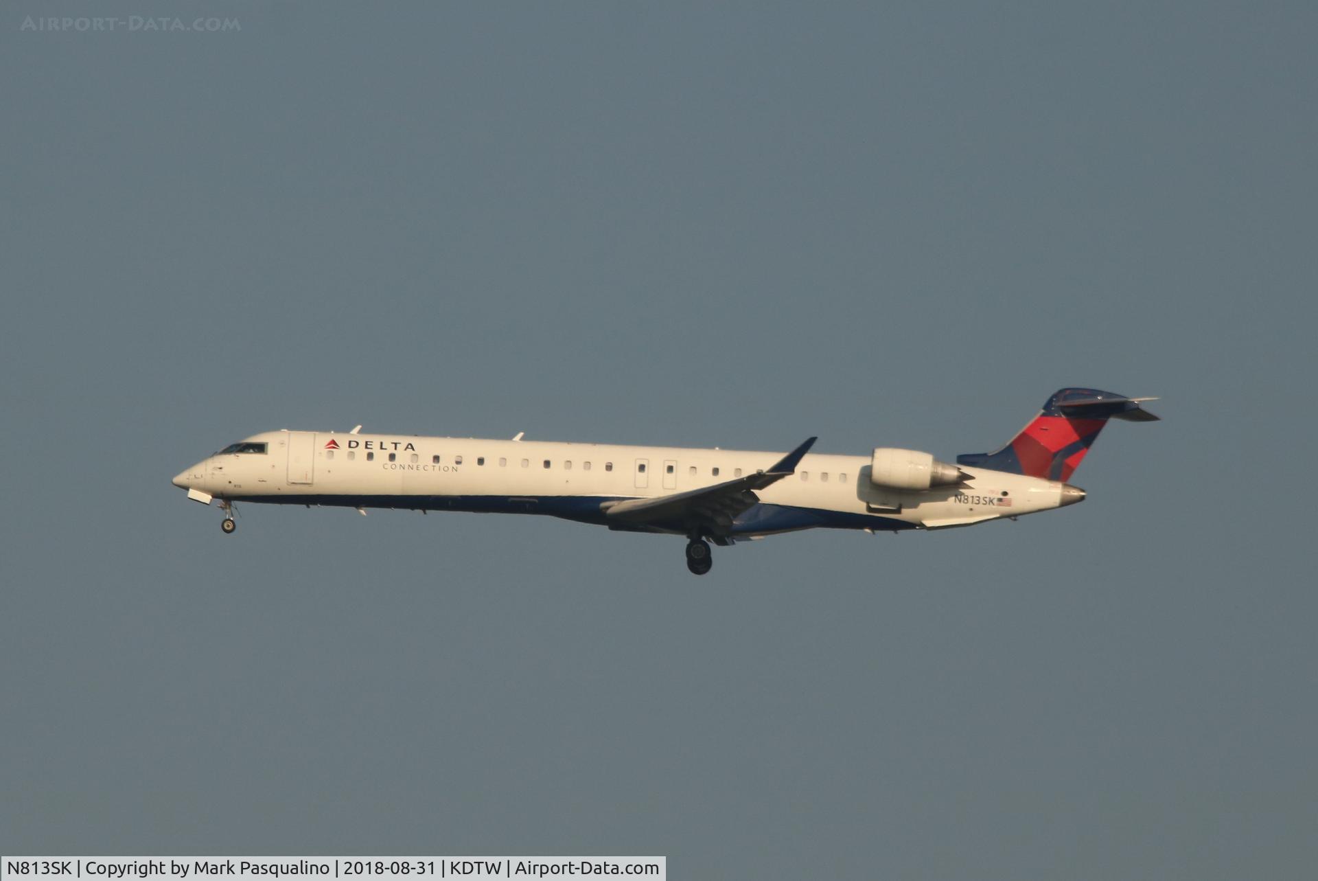 N813SK, 2006 Canadair CL-600-2D24 Regional Jet CRJ-900 C/N 15099, CL-600-2D24