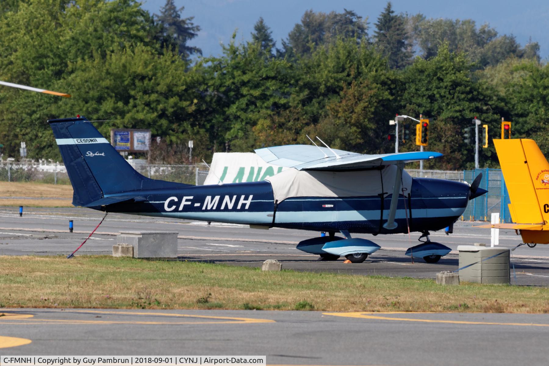C-FMNH, 1968 Cessna 172K Skyhawk C/N 17257688, Tied down