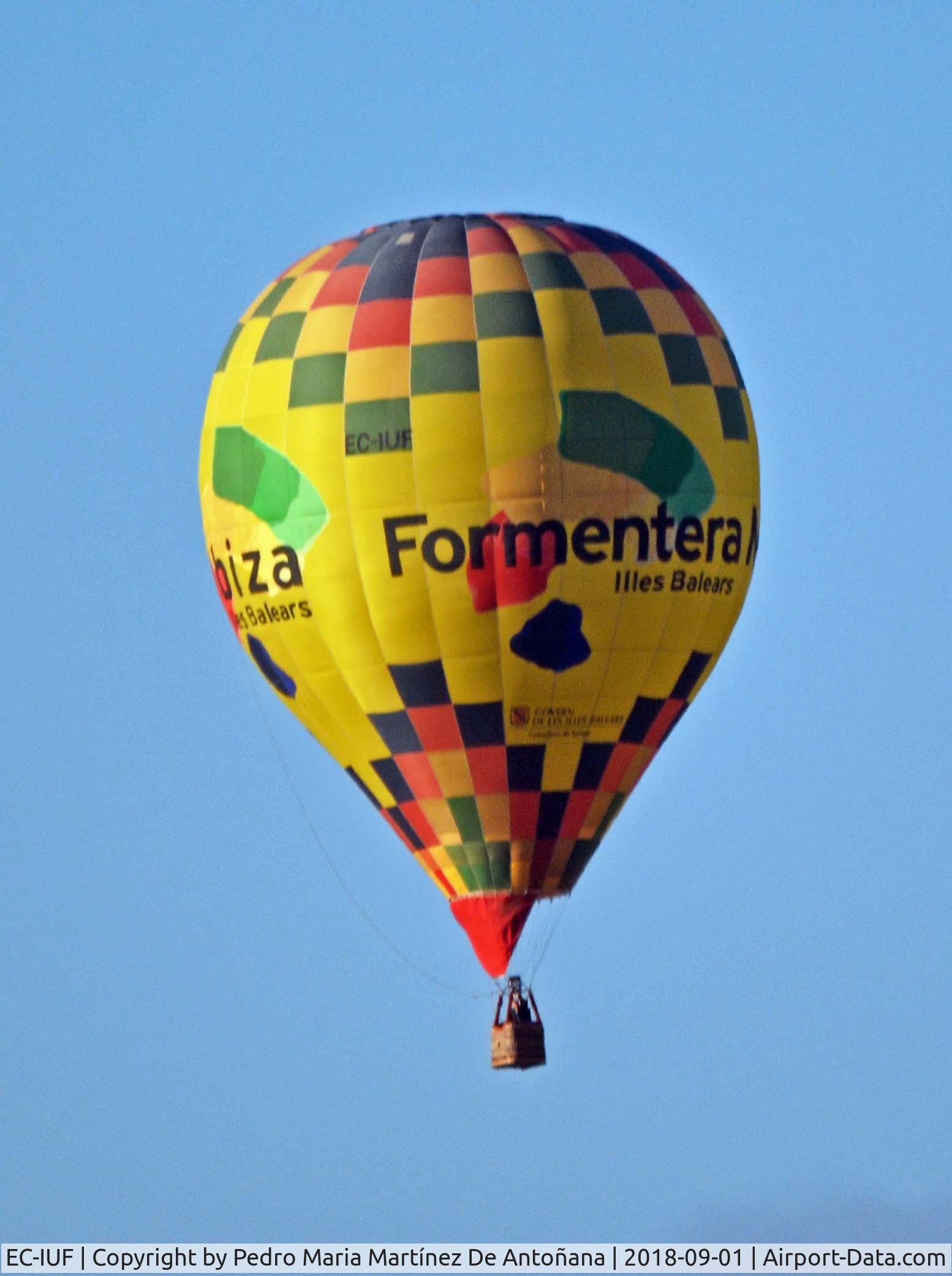 EC-IUF, 2004 UltraMagic M-65C C/N 65/128, Haro - La Rioja - España
