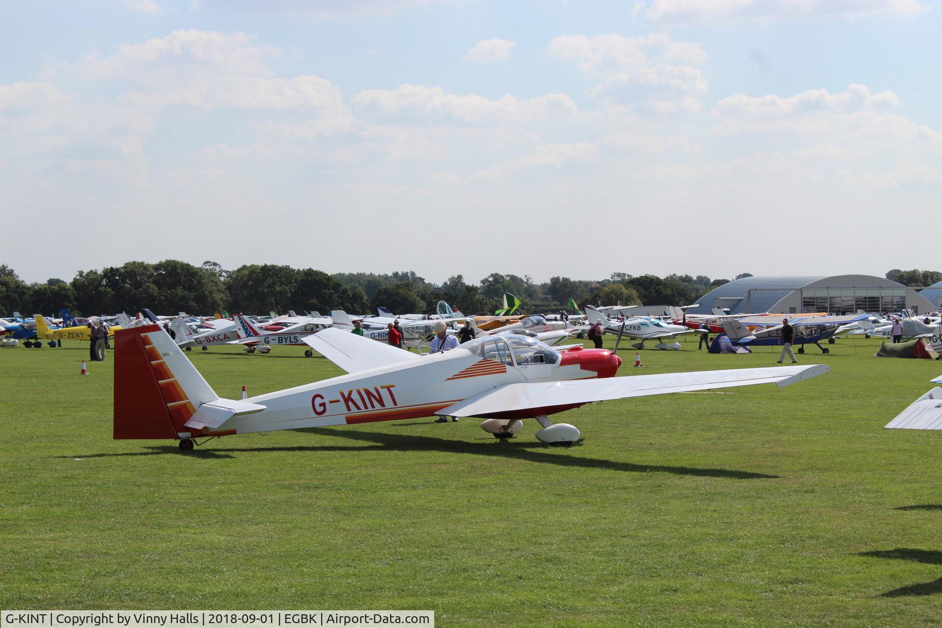 G-KINT, 1987 Scheibe SF-25C Falke 2000 C/N 44412, Taxing at Light Aircraft Association Rally