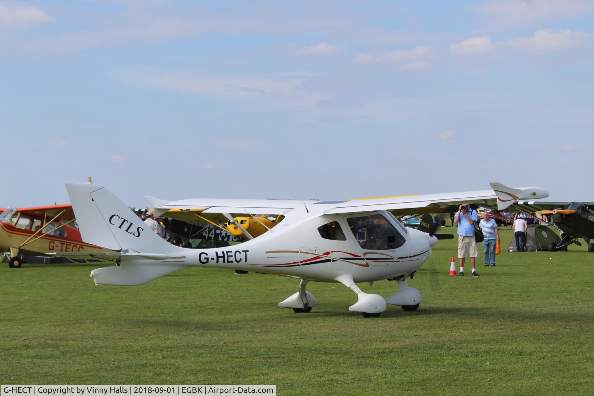 G-HECT, 2009 Flight Design CTLS C/N F-09-04-06, Taxing for take off at Light Aircraft Association, Rally