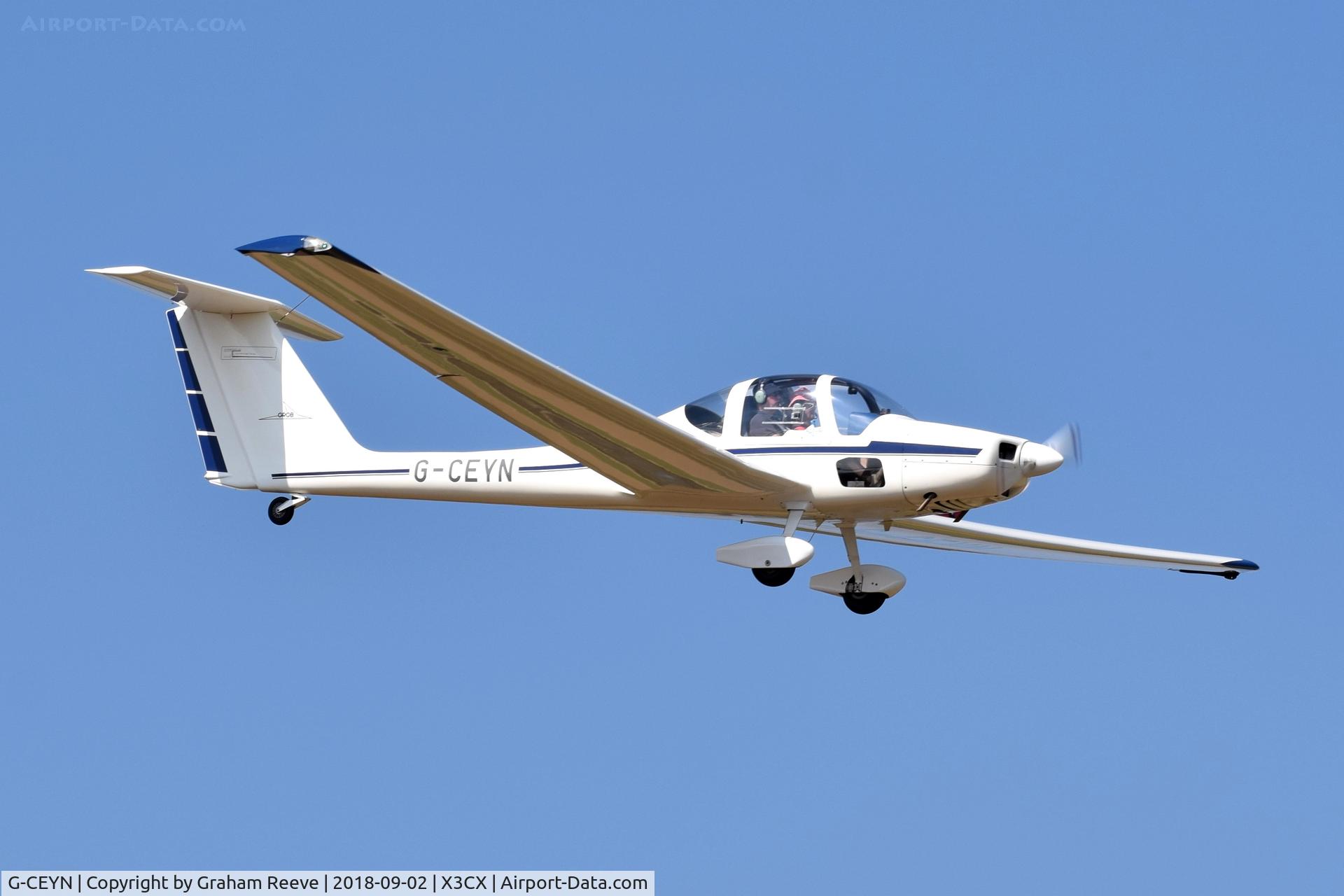 G-CEYN, 1984 Grob G-109B C/N 6256, Landing at Northrepps.