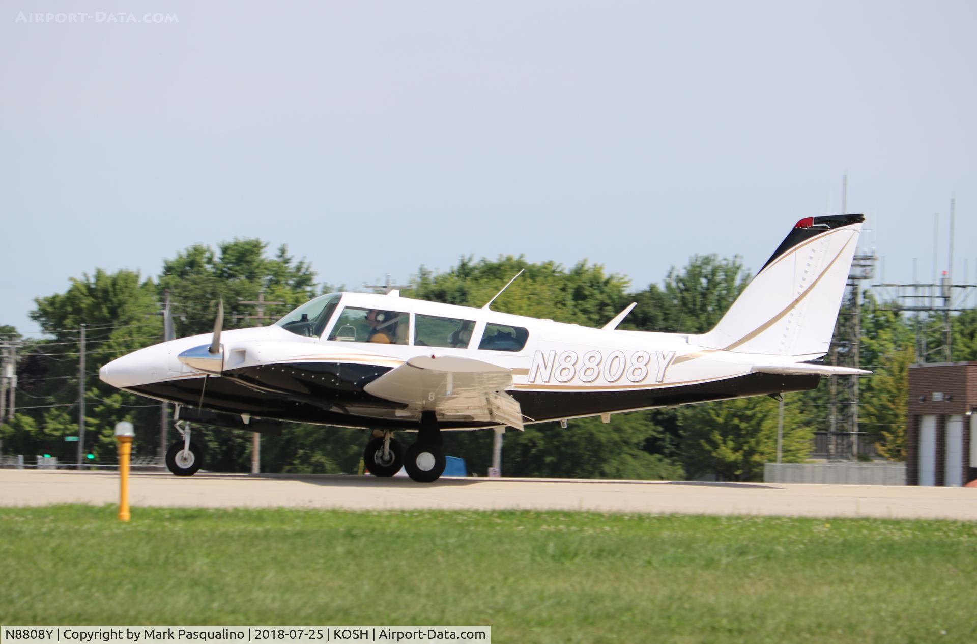 N8808Y, 1969 Piper PA-30 Twin Comanche Twin Comanche C/N 30-1965, Piper PA-30
