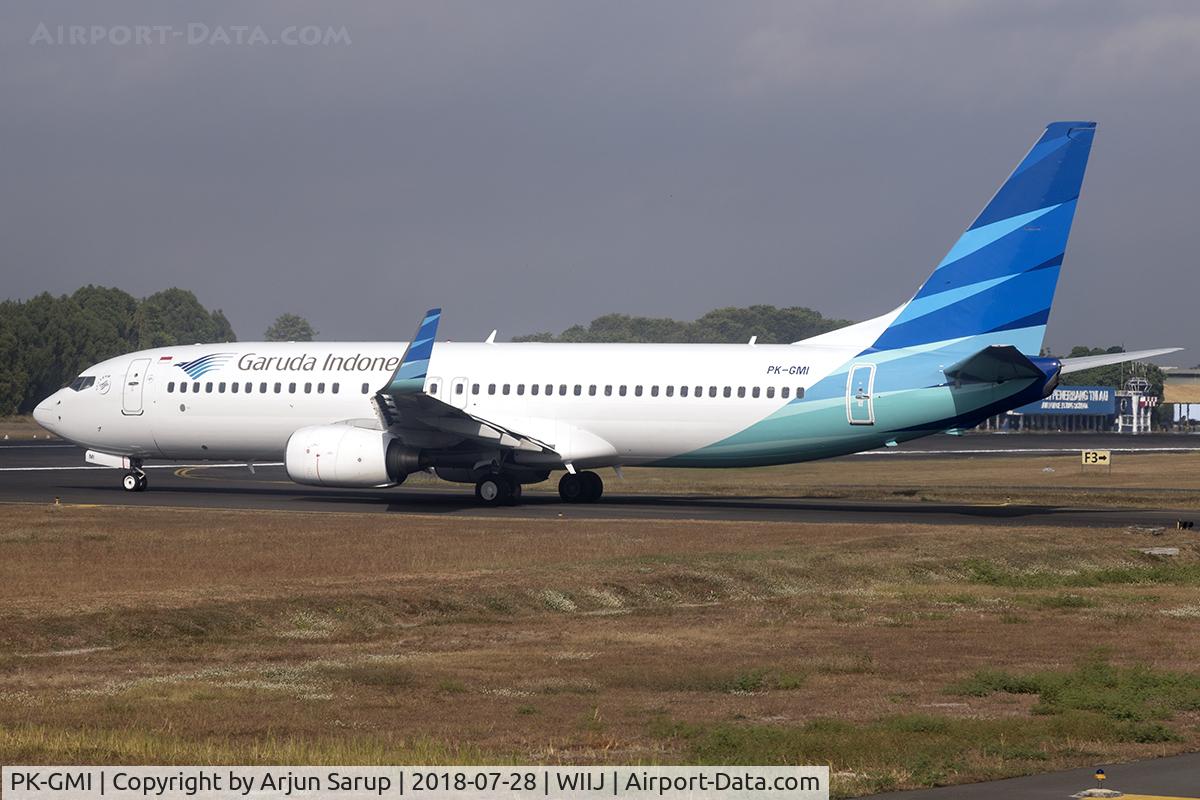 PK-GMI, 2010 Boeing 737-8U3 C/N 30143, Taxiing out for departure.