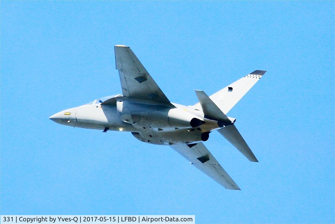 331, 2015 Alenia Aermacchi M-346 Master C/N 331, Singapore Air Force Alenia Aermacchi M-346 Master, Take off rwy 23, Bordeaux-Mérignac Air Base 106 (LFBD-BOD)