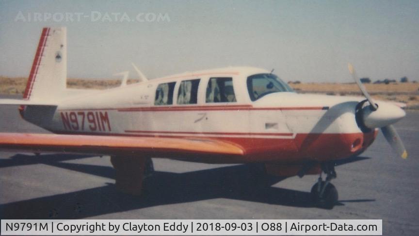 N9791M, 1968 Mooney M20F Executive C/N 680206, Old Rio Vista Airport California.