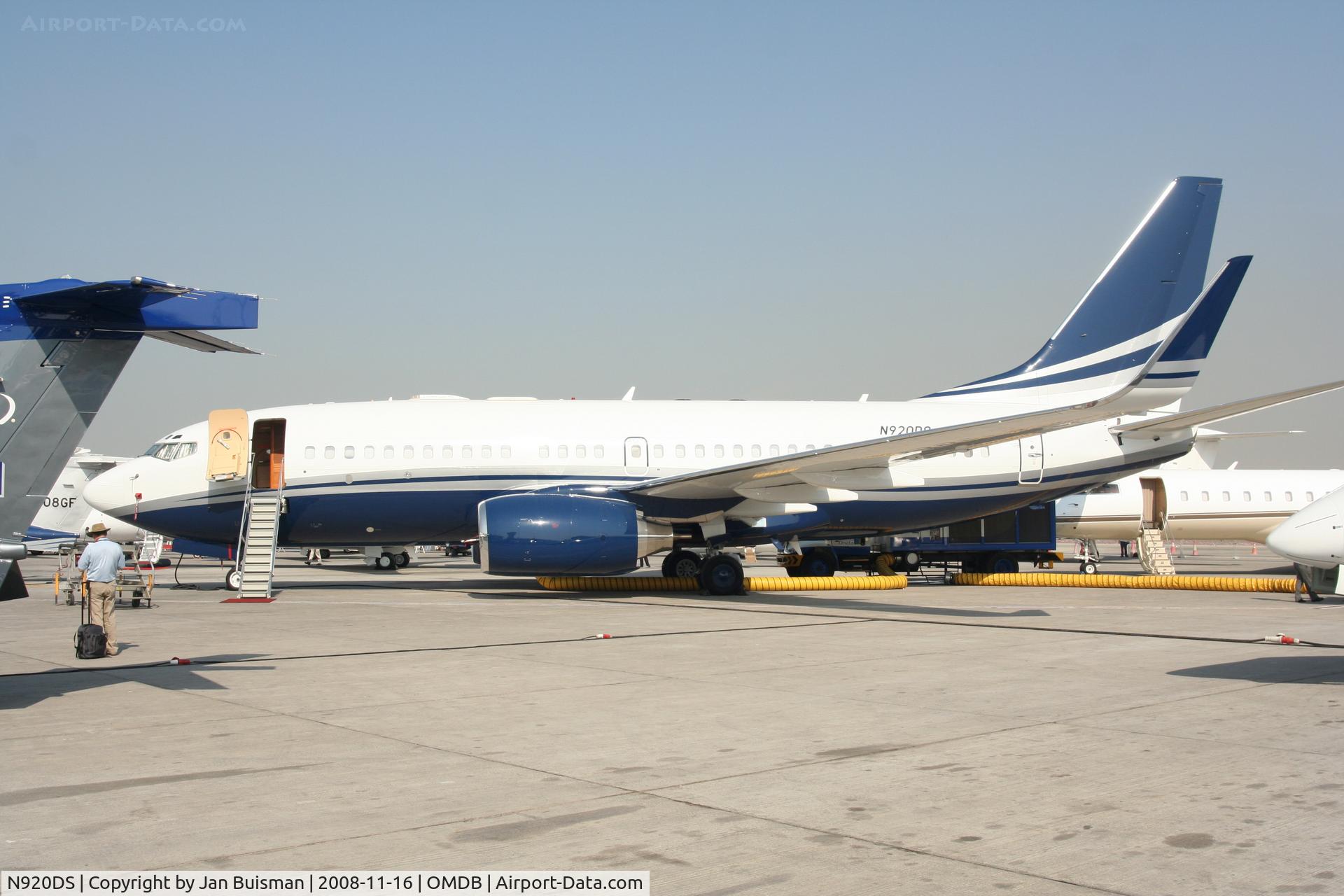 N920DS, 1999 Boeing 737-75V C/N 28579, Corporte