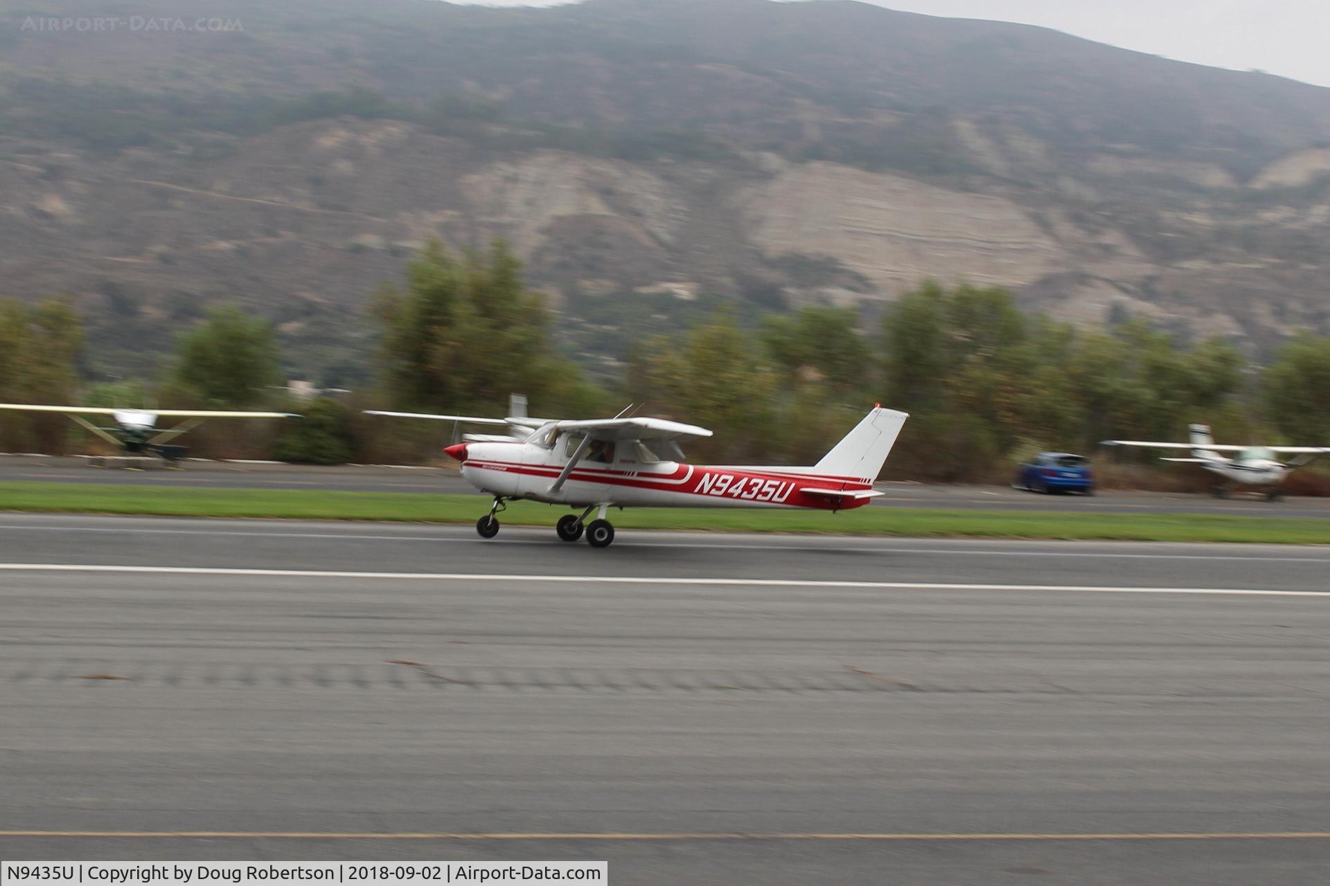 N9435U, 1976 Cessna 150M C/N 15078383, 1976 Cessna 150M, Continental O-200 100 Hp, landing roll Rwy 04