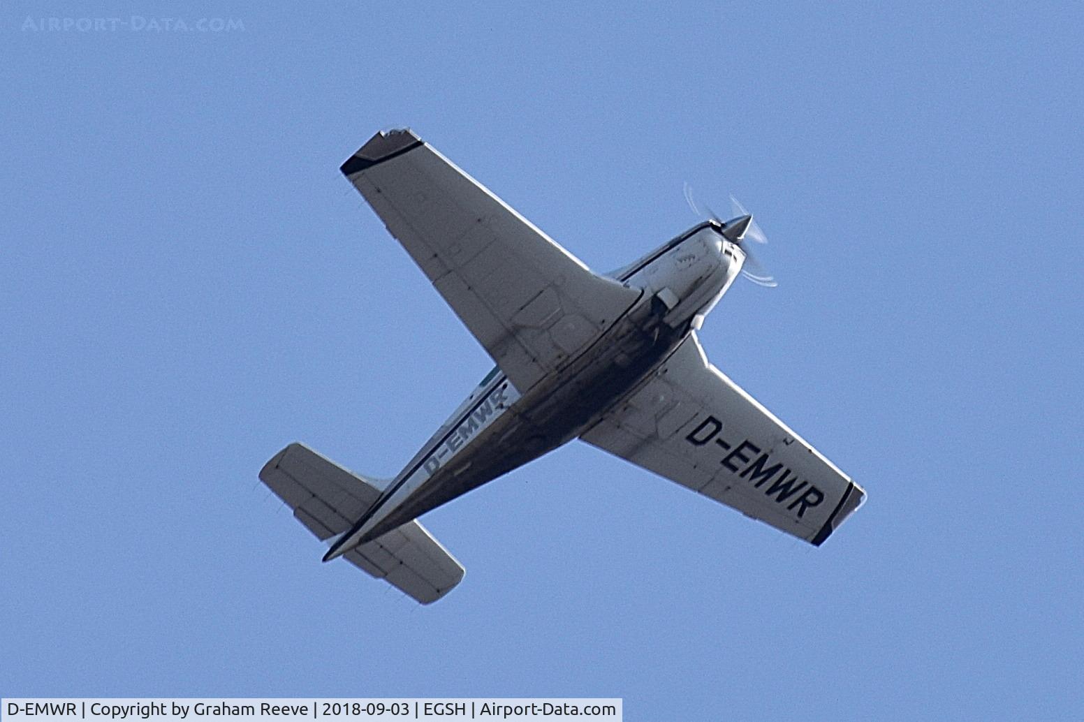 D-EMWR, Beech F33A Bonanza Bonanza C/N CE-1554, Departing from Norwich.