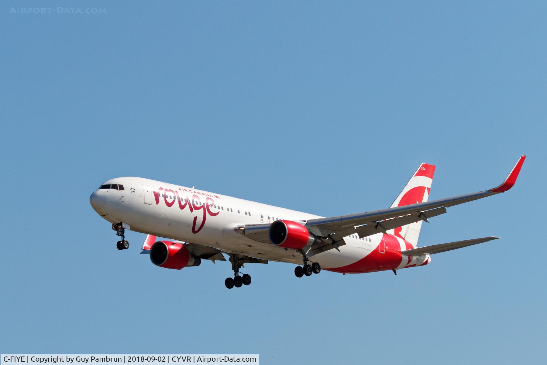 C-FIYE, 2002 Boeing 767-33A/ER C/N 33422, Landing