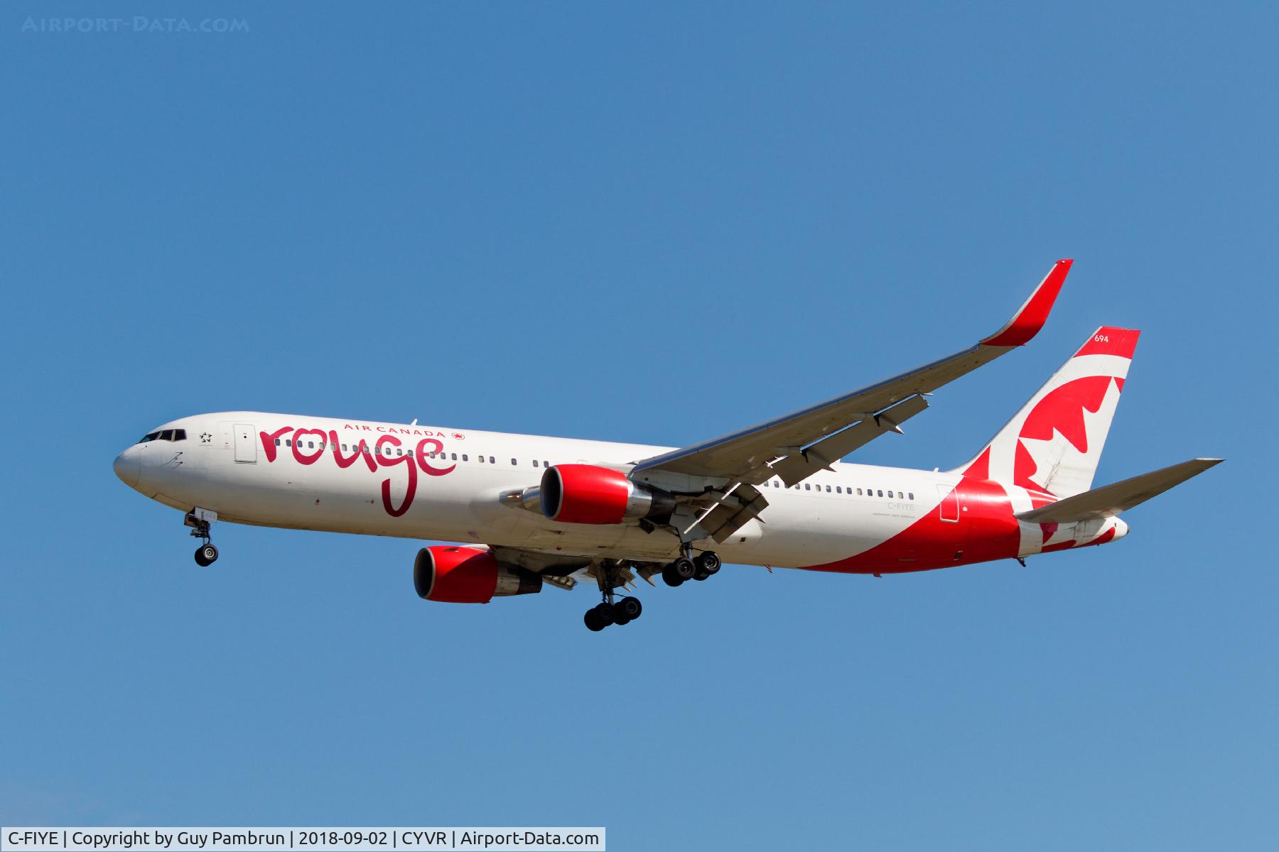 C-FIYE, 2002 Boeing 767-33A/ER C/N 33422, Landing