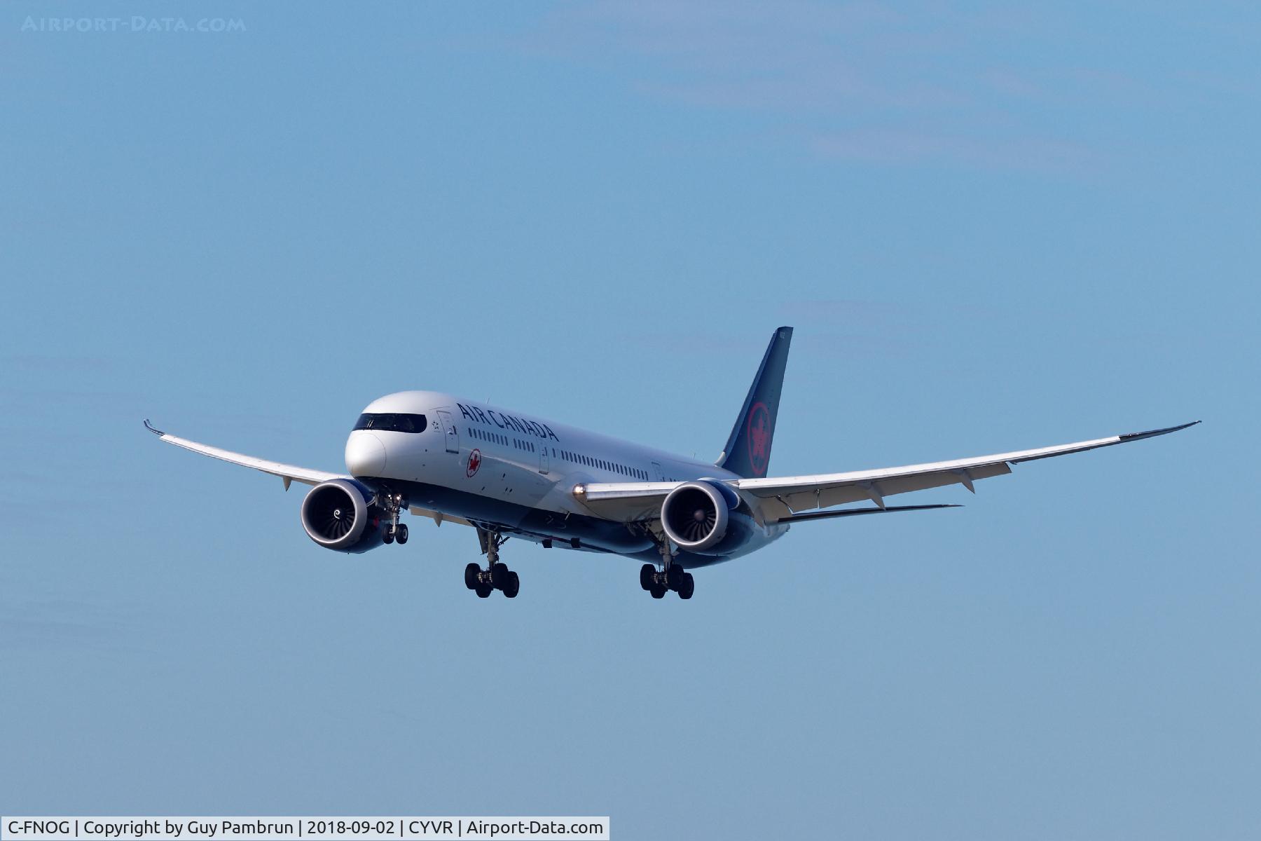 C-FNOG, 2015 Boeing 787-9 Dreamliner Dreamliner C/N 35266, Landing