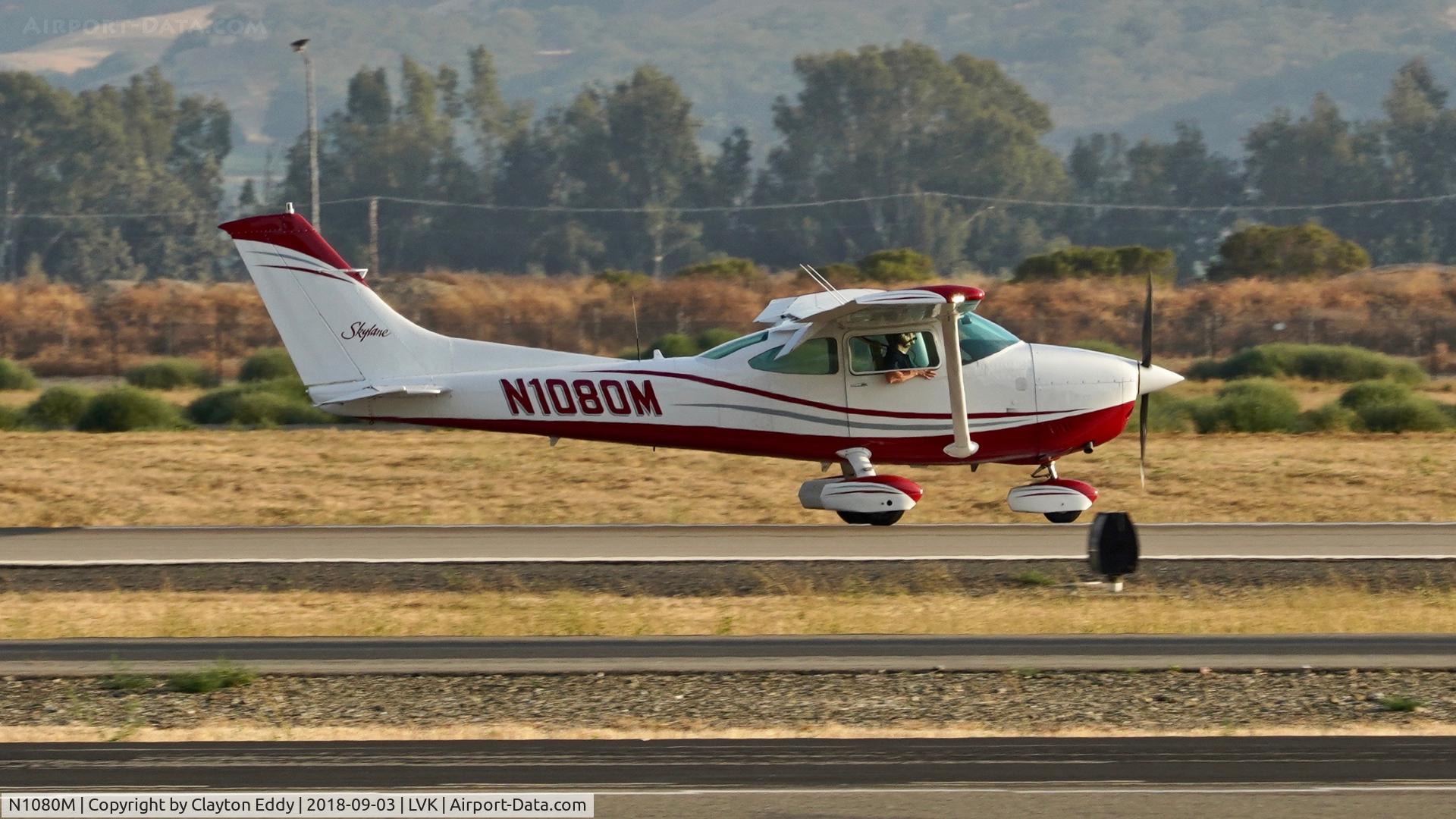 N1080M, Cessna 182Q Skylane C/N 18266034, Livermore Airport California 2018.