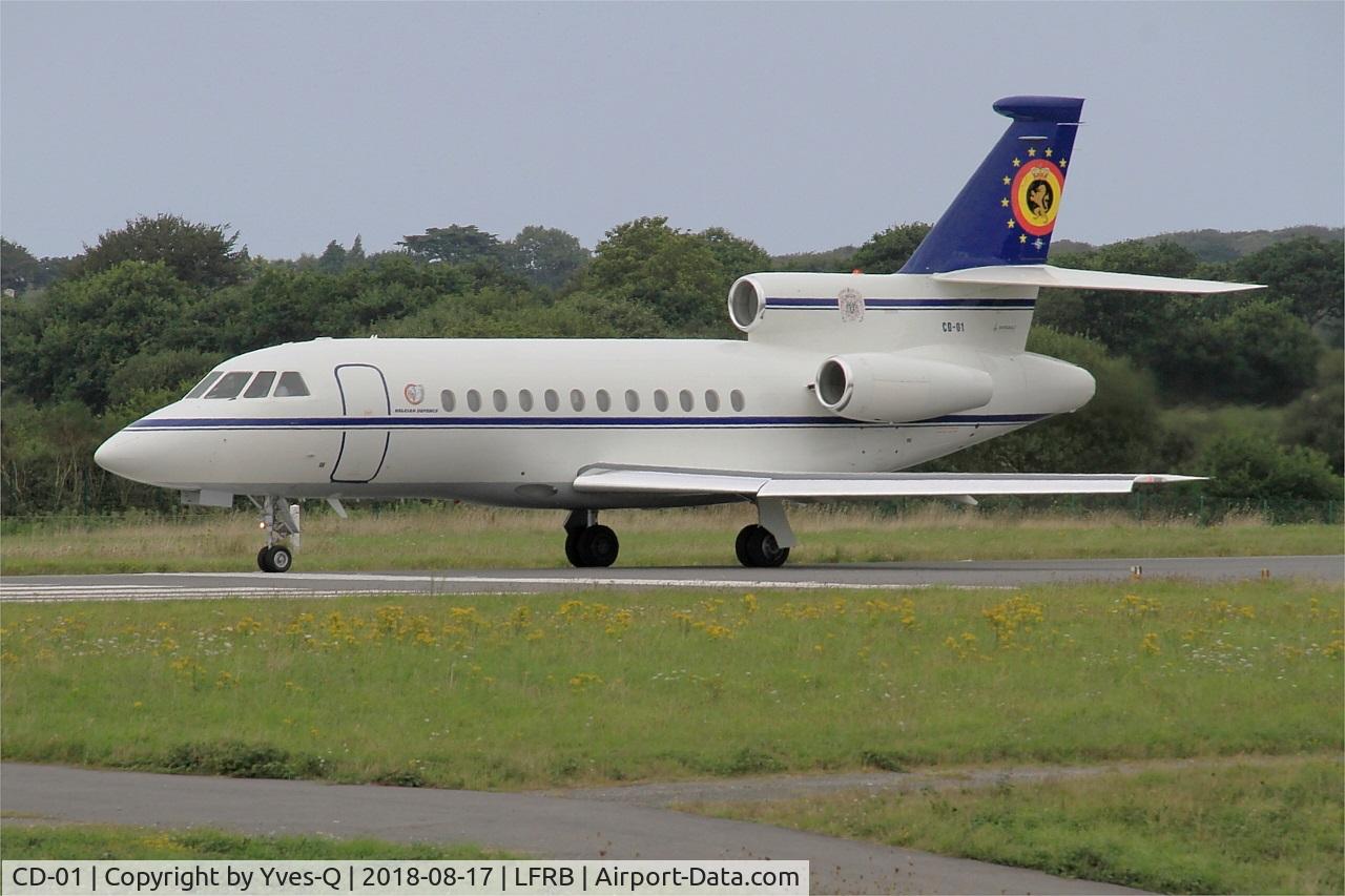 CD-01, 1991 Dassault Falcon 900B C/N 109, Dassault Falcon 900B, Take off run rwy 25L, Brest-Bretagne airport (LFRB-BES)