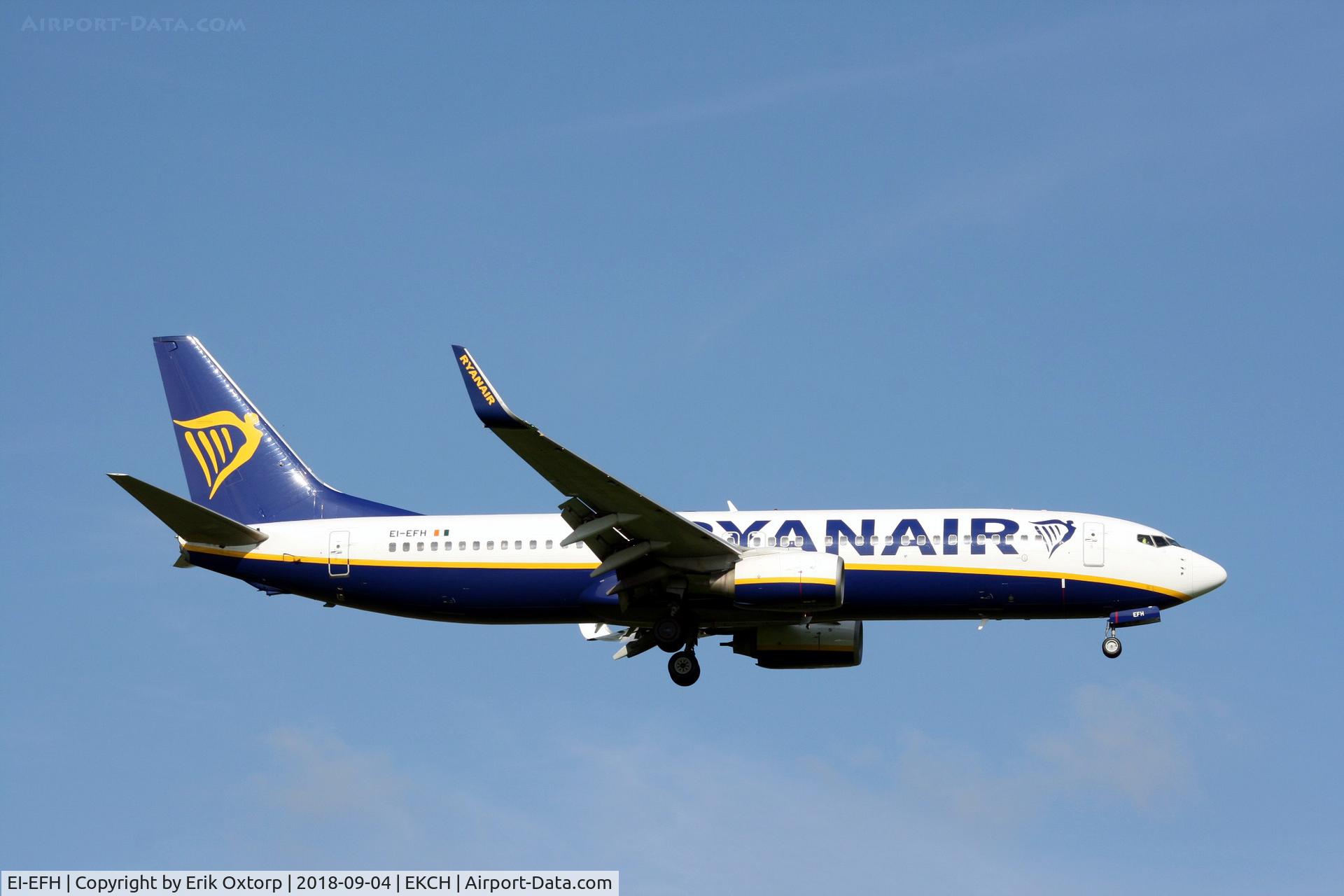 EI-EFH, 2009 Boeing 737-8AS C/N 35012, EI-EFH landing rw 04L