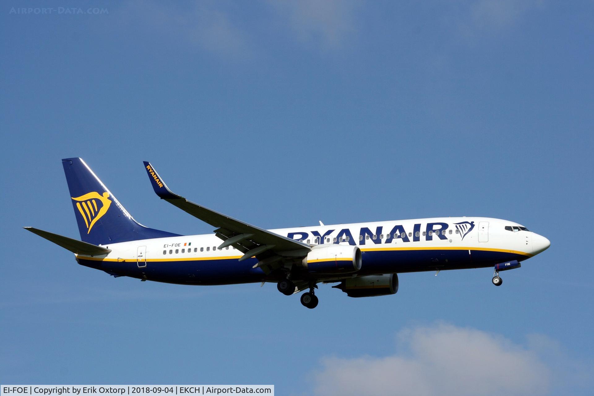 EI-FOE, 2016 Boeing 737-8AS C/N 44713, EI-FOE landing rw 04L