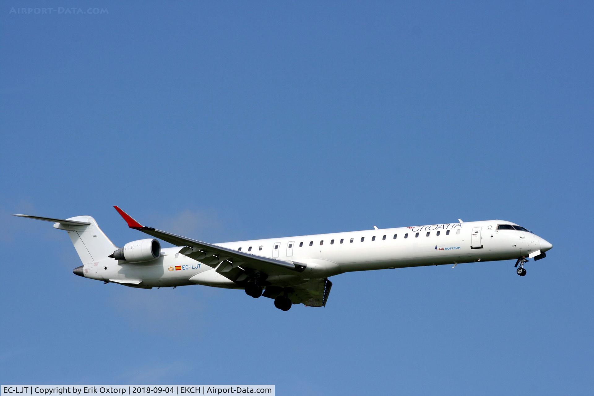EC-LJT, 2010 Bombardier CRJ-1000ER NG (CL-600-2E25) C/N 19005, EC-LJT landing rw 04L