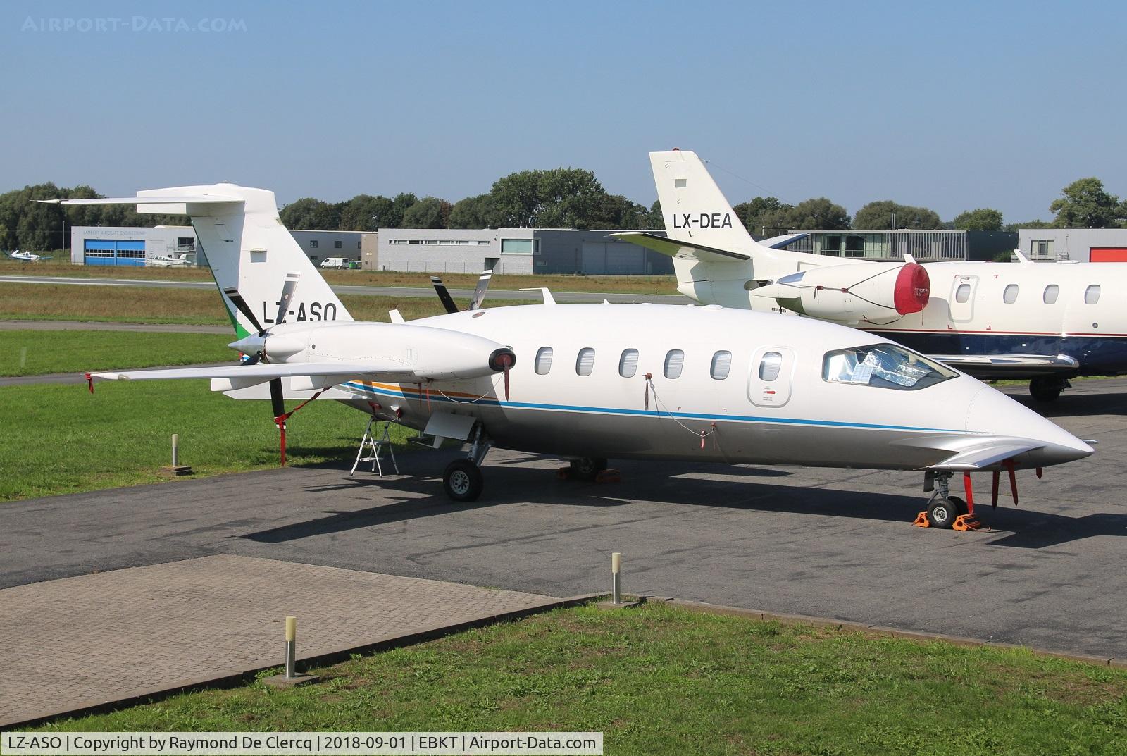 LZ-ASO, 2009 Piaggio P-180 Avanti II C/N 1185, At Wevelgem.