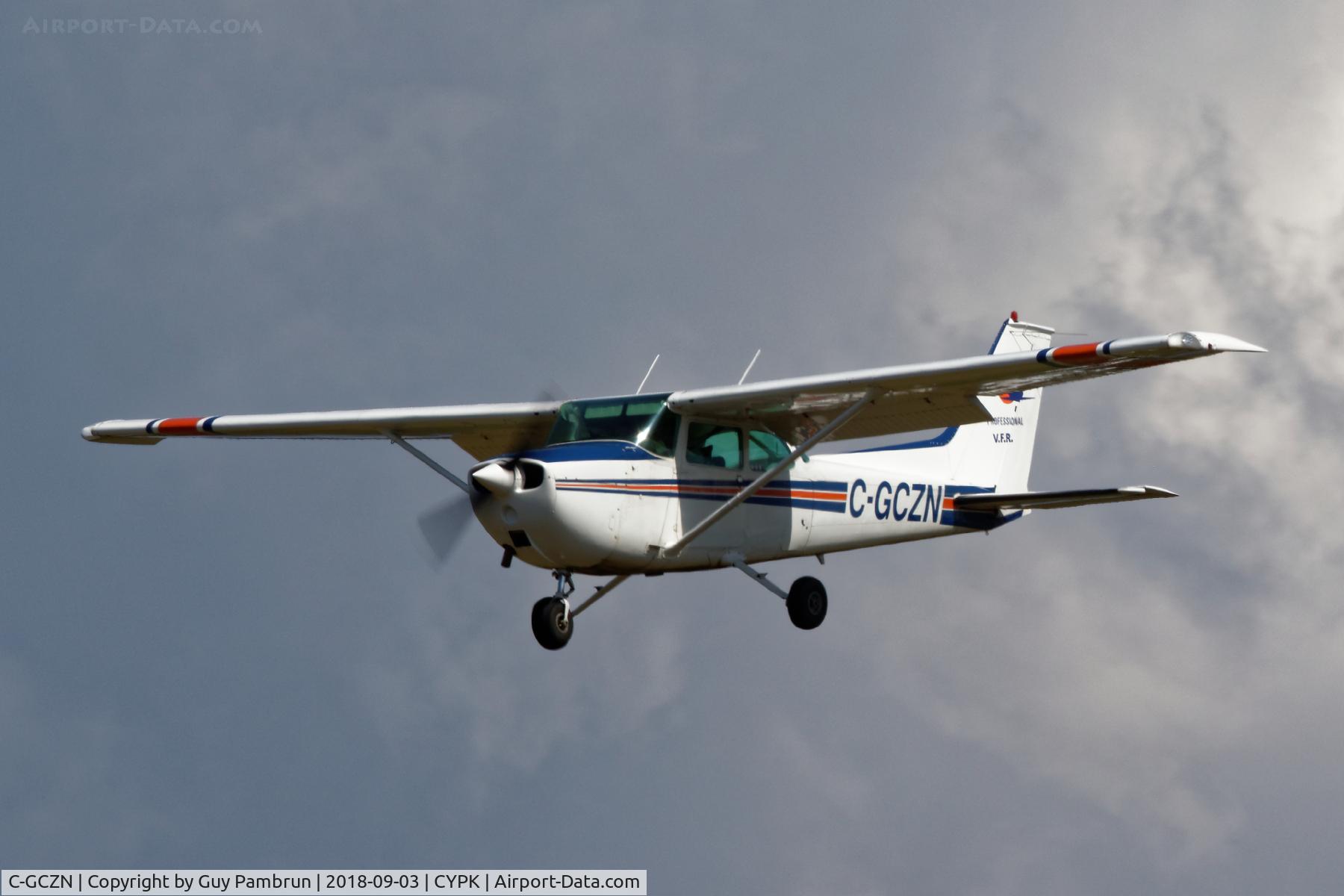 C-GCZN, 1974 Cessna 172M C/N 17264383, Landing