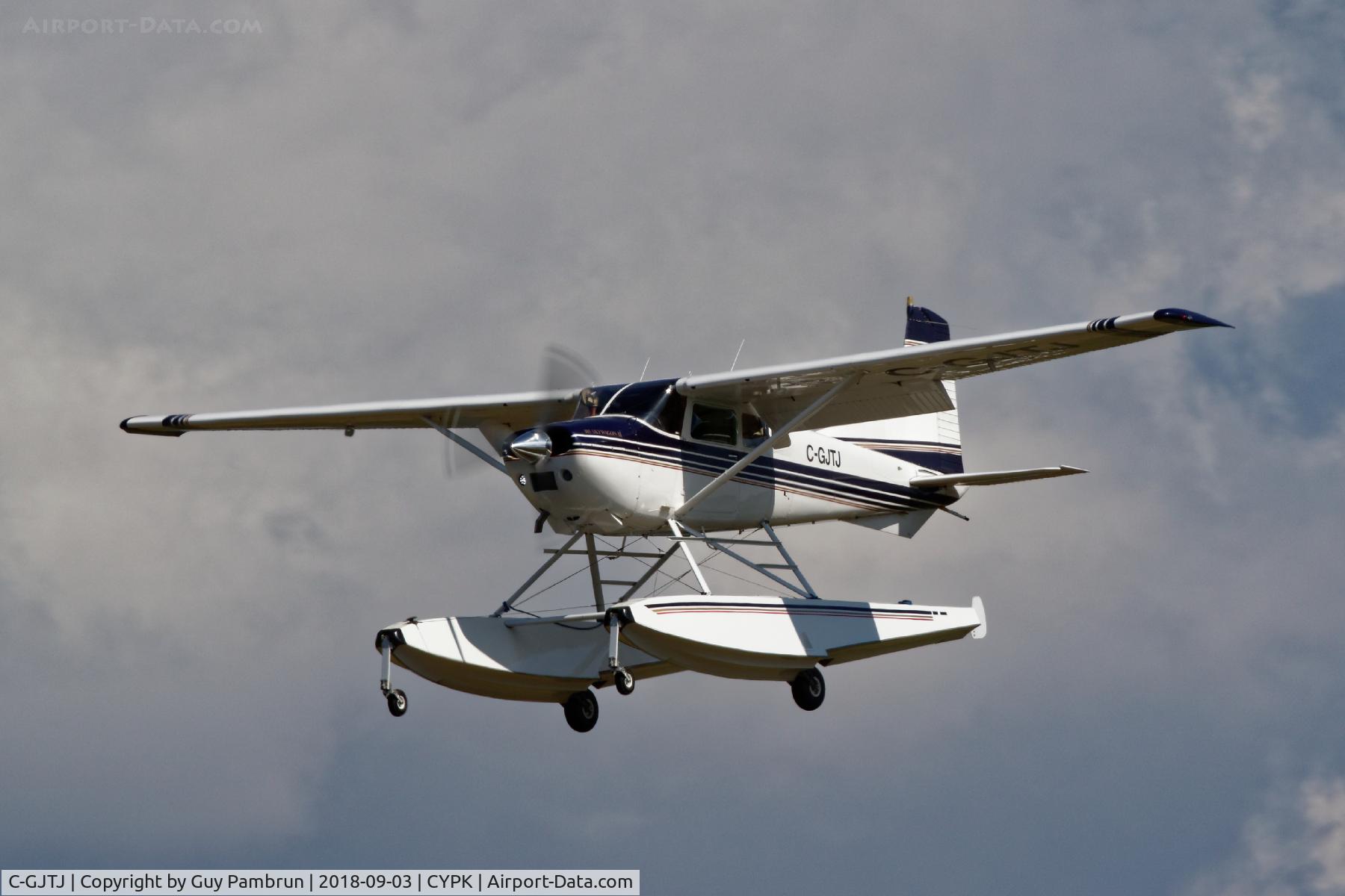 C-GJTJ, 1977 Cessna A185F Skywagon 185 C/N 18503368, Landing