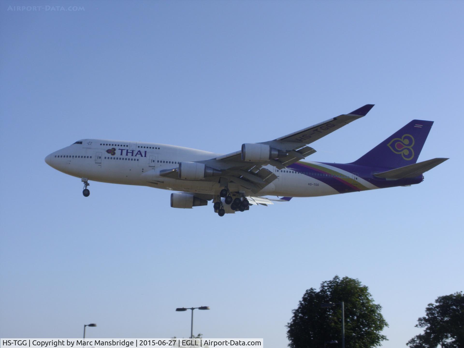 HS-TGG, 2003 Boeing 747-4D7 C/N 33771, Landing runway 27L at Heathrow airport EGLL