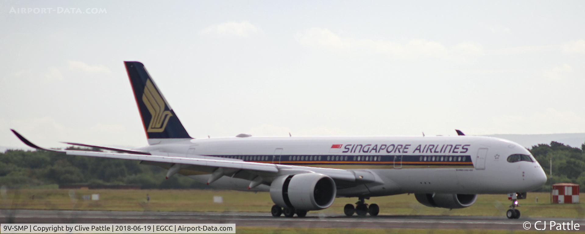 9V-SMP, 2017 Airbus A350-941 C/N 122, Manchester action