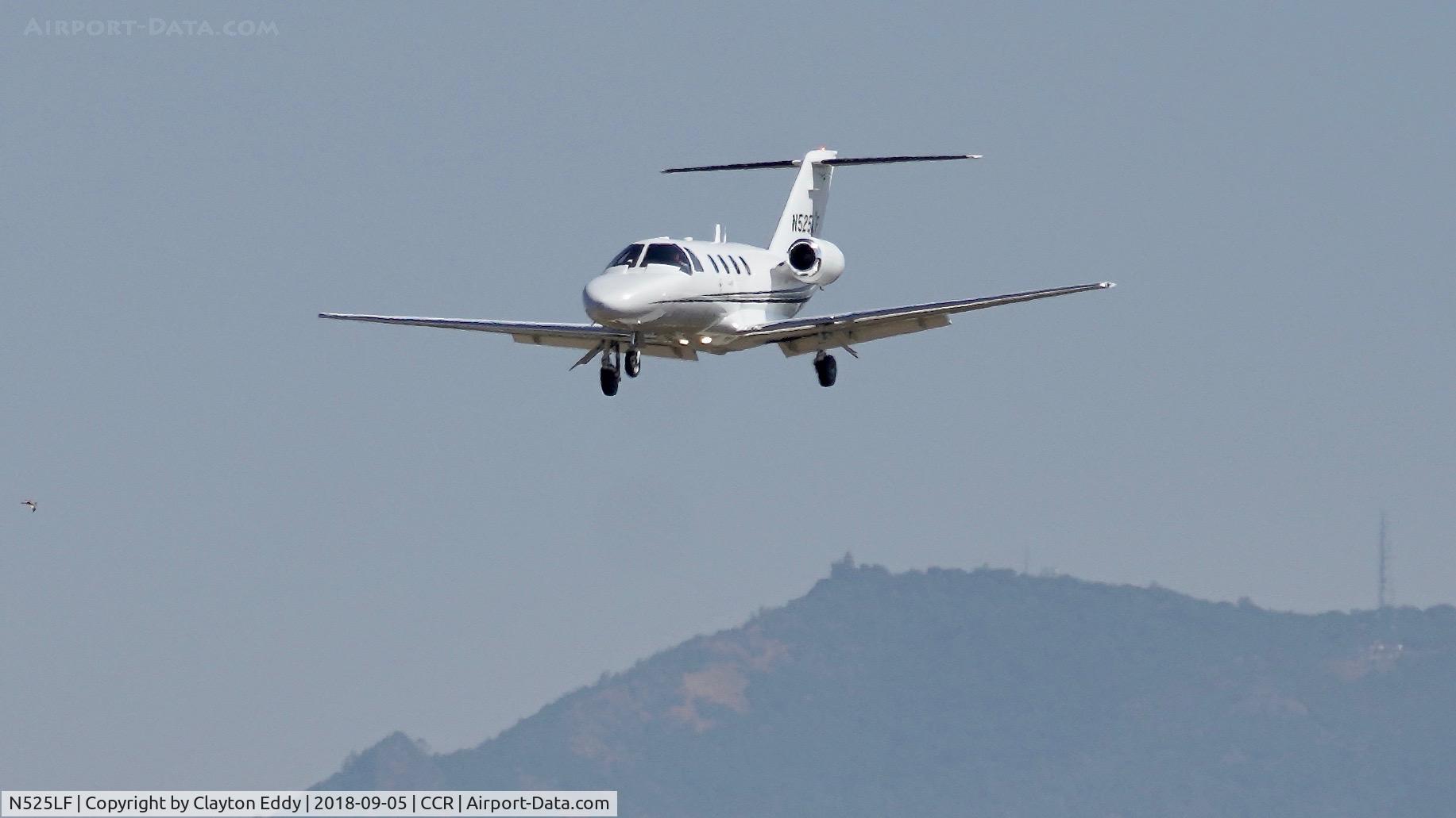 N525LF, 2000 Cessna 525 CitationJet CJ1 C/N 525-0382, Buchanan Field Concord California 2018.