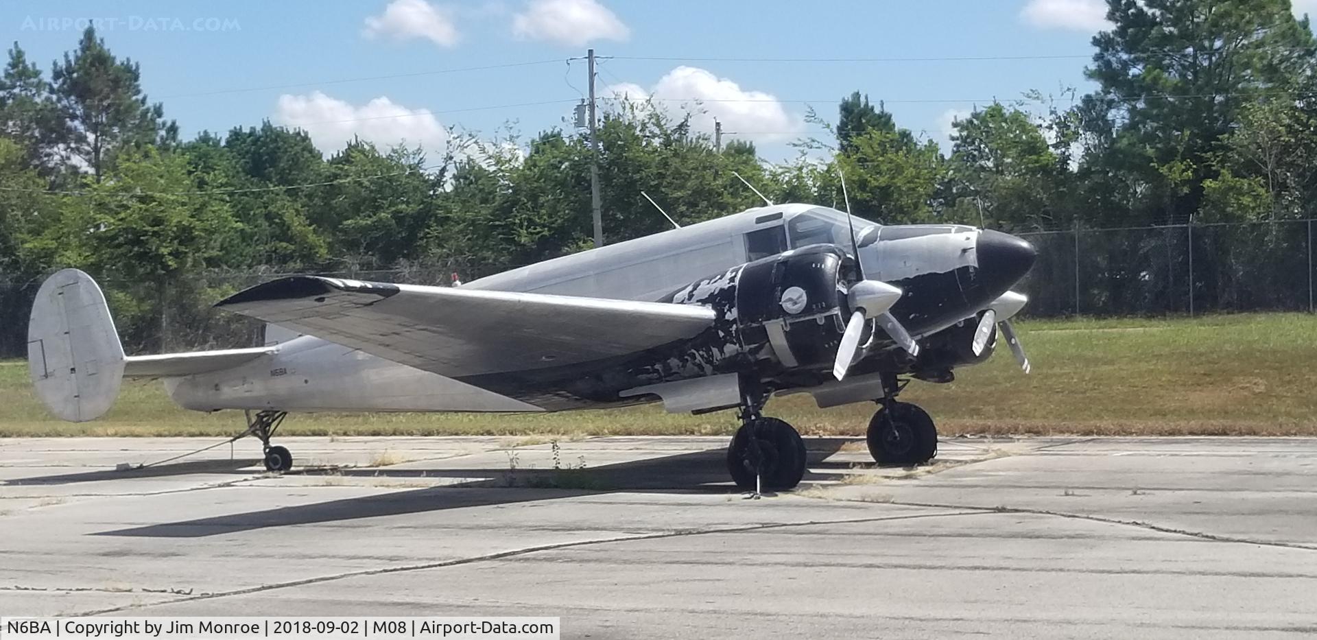 N6BA, 1946 Beech D18S C/N A-406, Stopped for fuel at Bolivar, TN. Cheapest fuel that I could find between DAL and Jackson County, NC (24A). This was the only airplane on the ramp.
