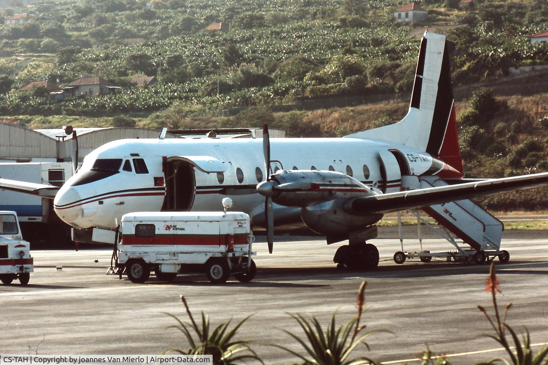 CS-TAH, 1973 Hawker Siddeley HS.748 Series 2A C/N 1721, Funchal Madeira '90s