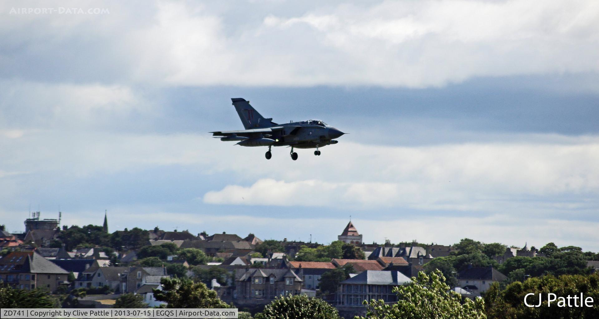 ZD741, 1984 Panavia Tornado GR.4 C/N 361/BT040/3167, Lossiemouth action