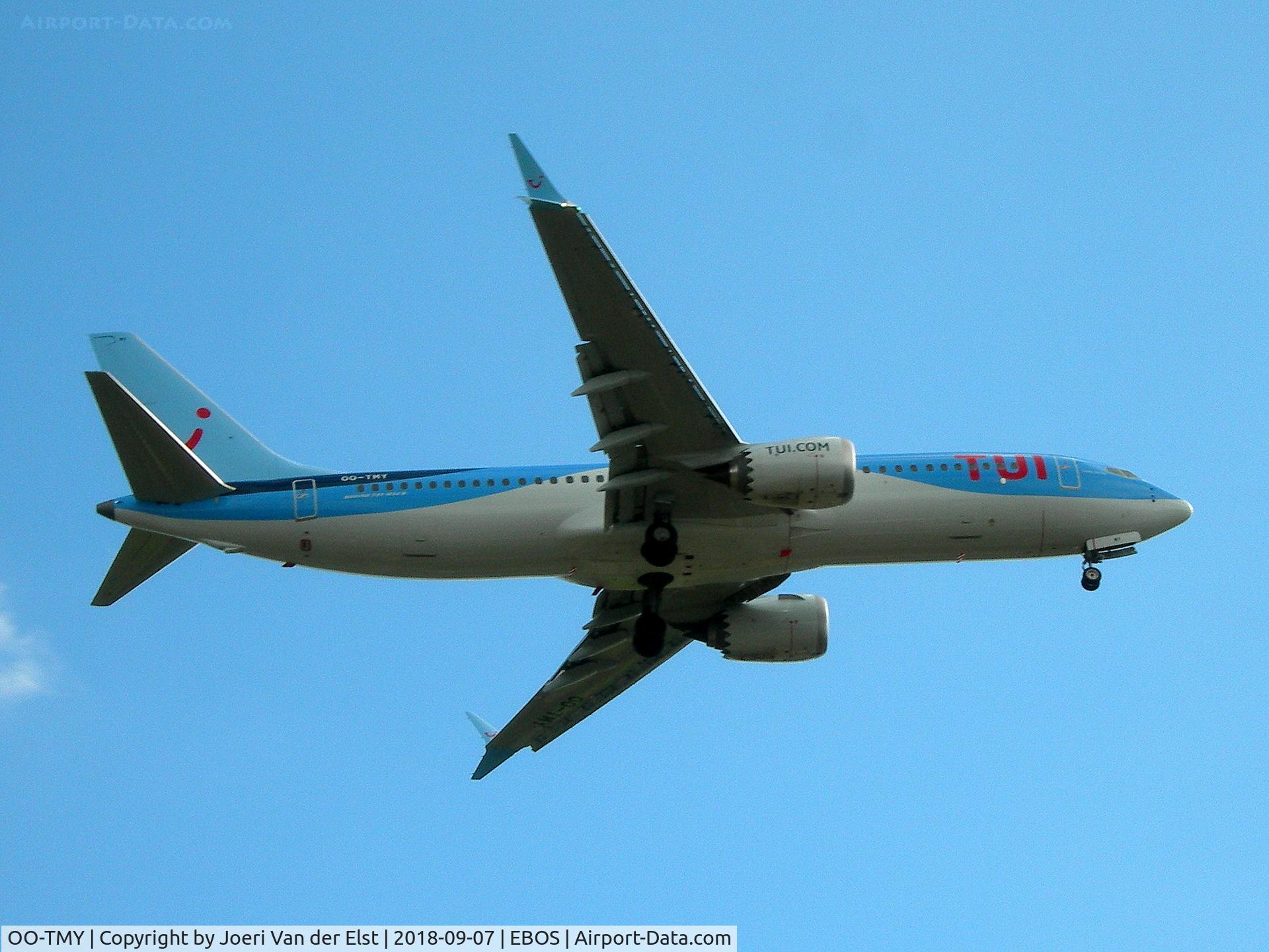 OO-TMY, 2018 Boeing 737-8 MAX C/N 44592, Moments before touchdown rwy 26