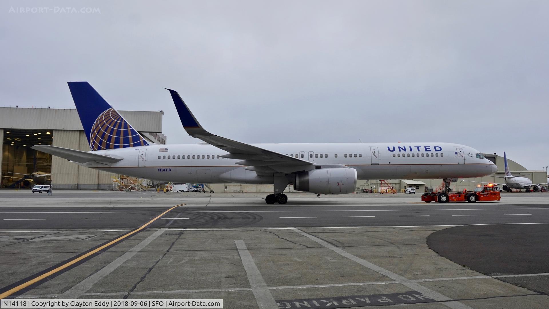 N14118, 1997 Boeing 757-224 C/N 27560, SFSO 2018.