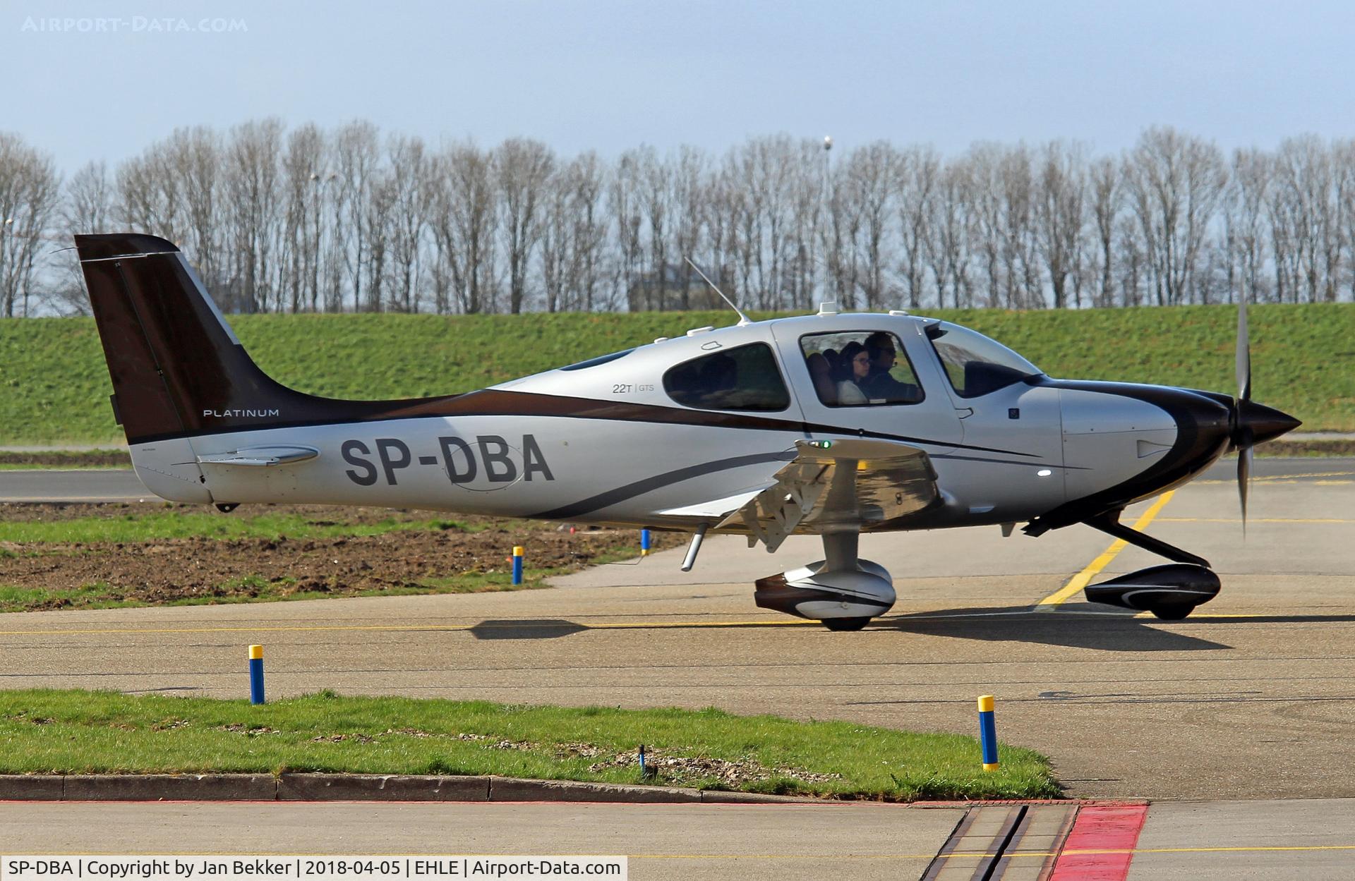 SP-DBA, Cirrus SR-22T C/N 0867, Lelystad Airport