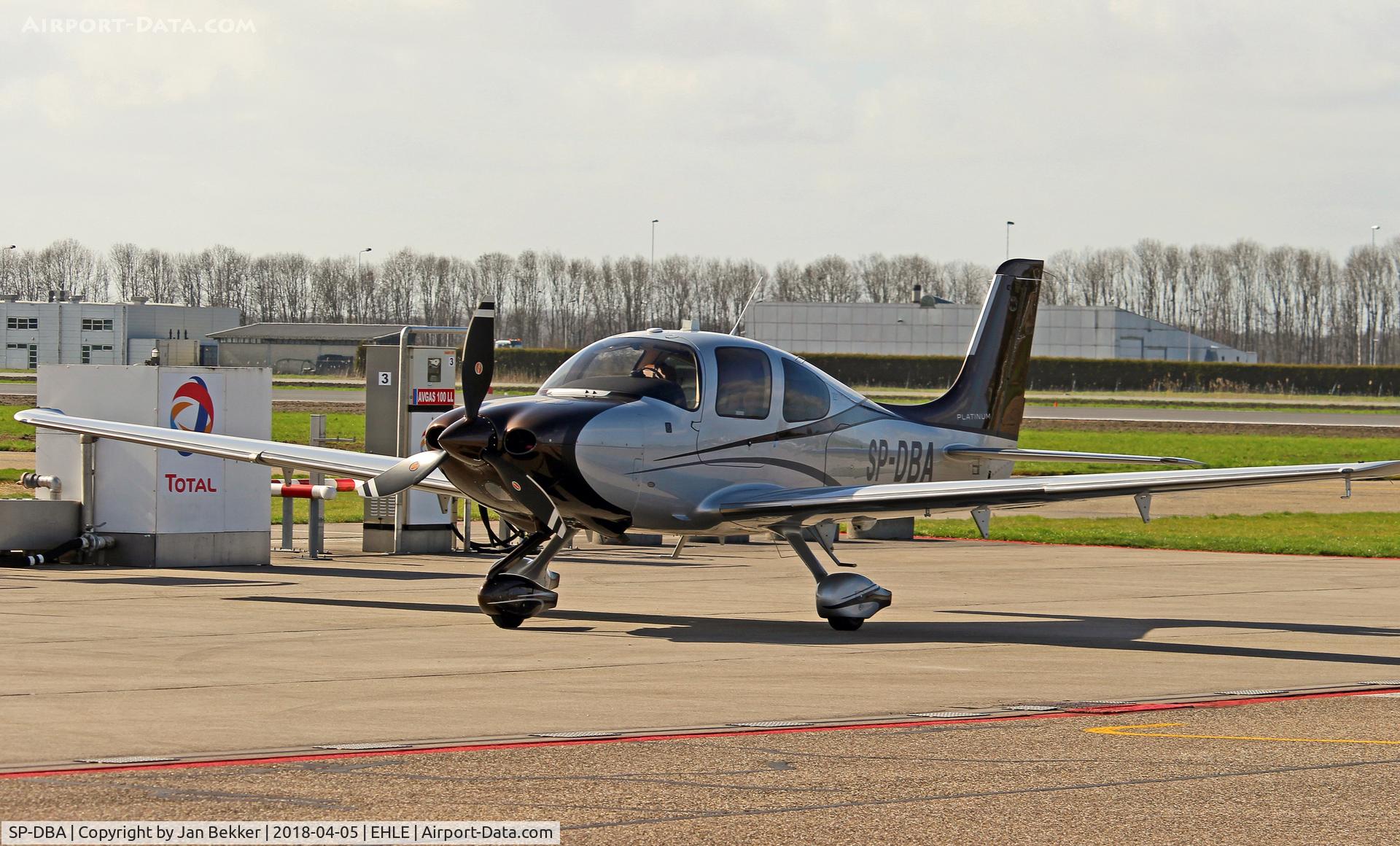 SP-DBA, Cirrus SR-22T C/N 0867, Lelystad Airport