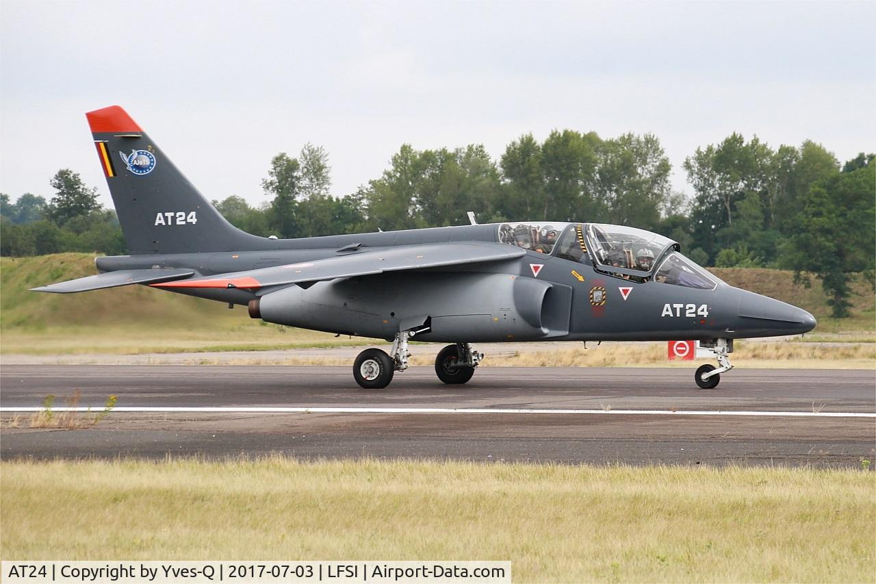 AT24, Dassault-Dornier Alpha Jet 1B C/N B24/1100, Belgian Air Force Dassault-Dornier Alpha Jet 1B, Taxiing rwy 29, St Dizier-Robinson Air Base 113 (LFSI)