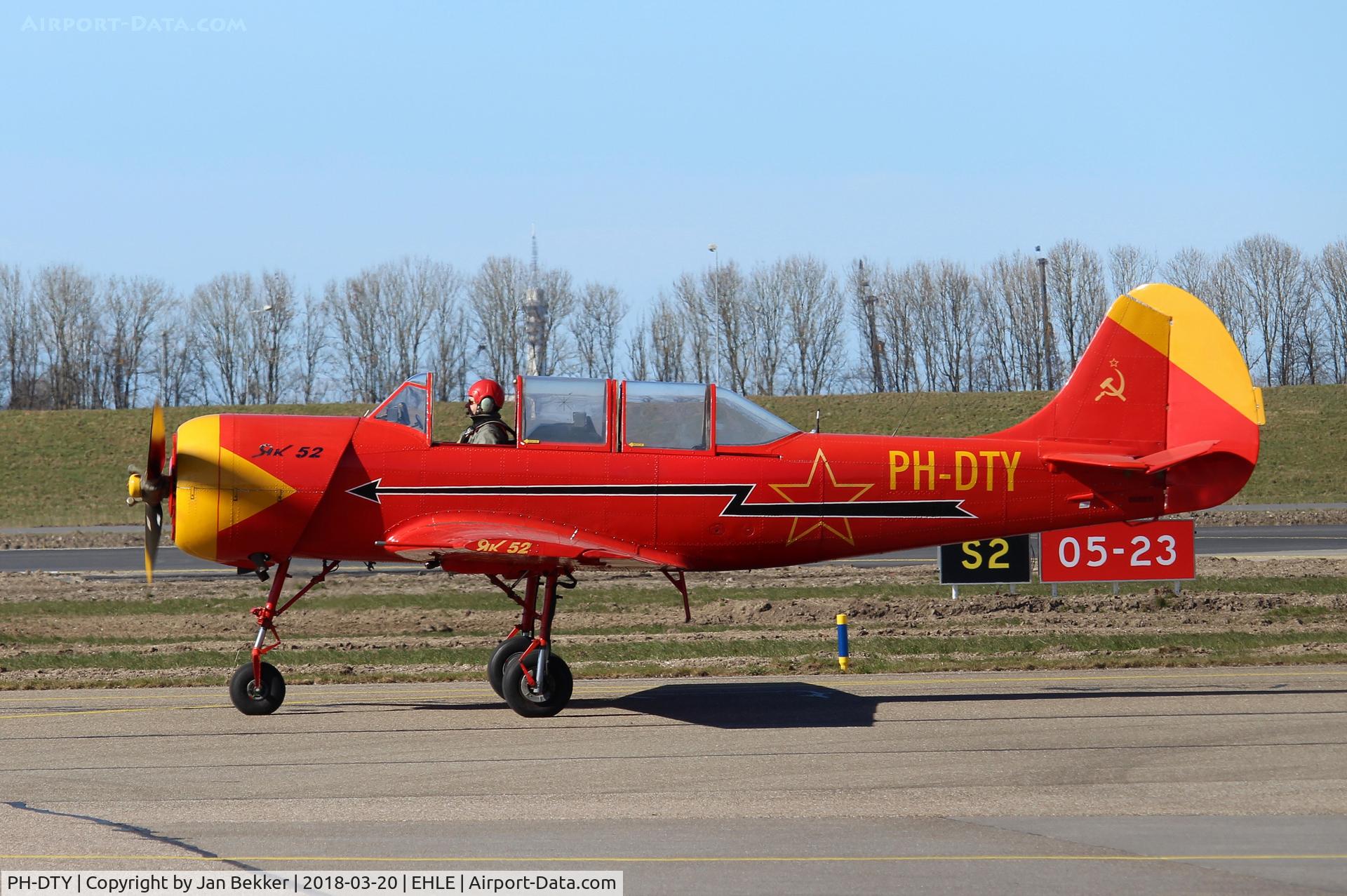 PH-DTY, 1986 Bacau Yak-52 C/N 866811, Lelystad Airport
