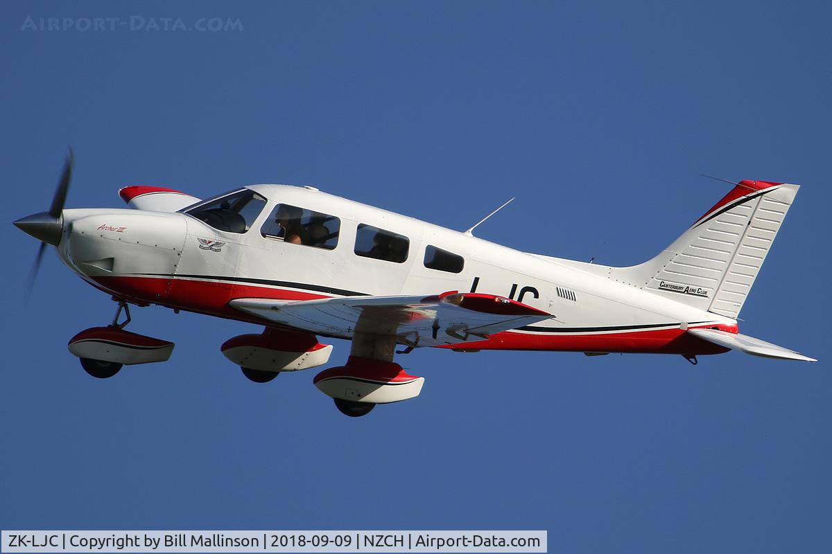 ZK-LJC, 2006 Piper PA-28-181 Archer III C/N 28-43624, FINALS FOR GRASS 02