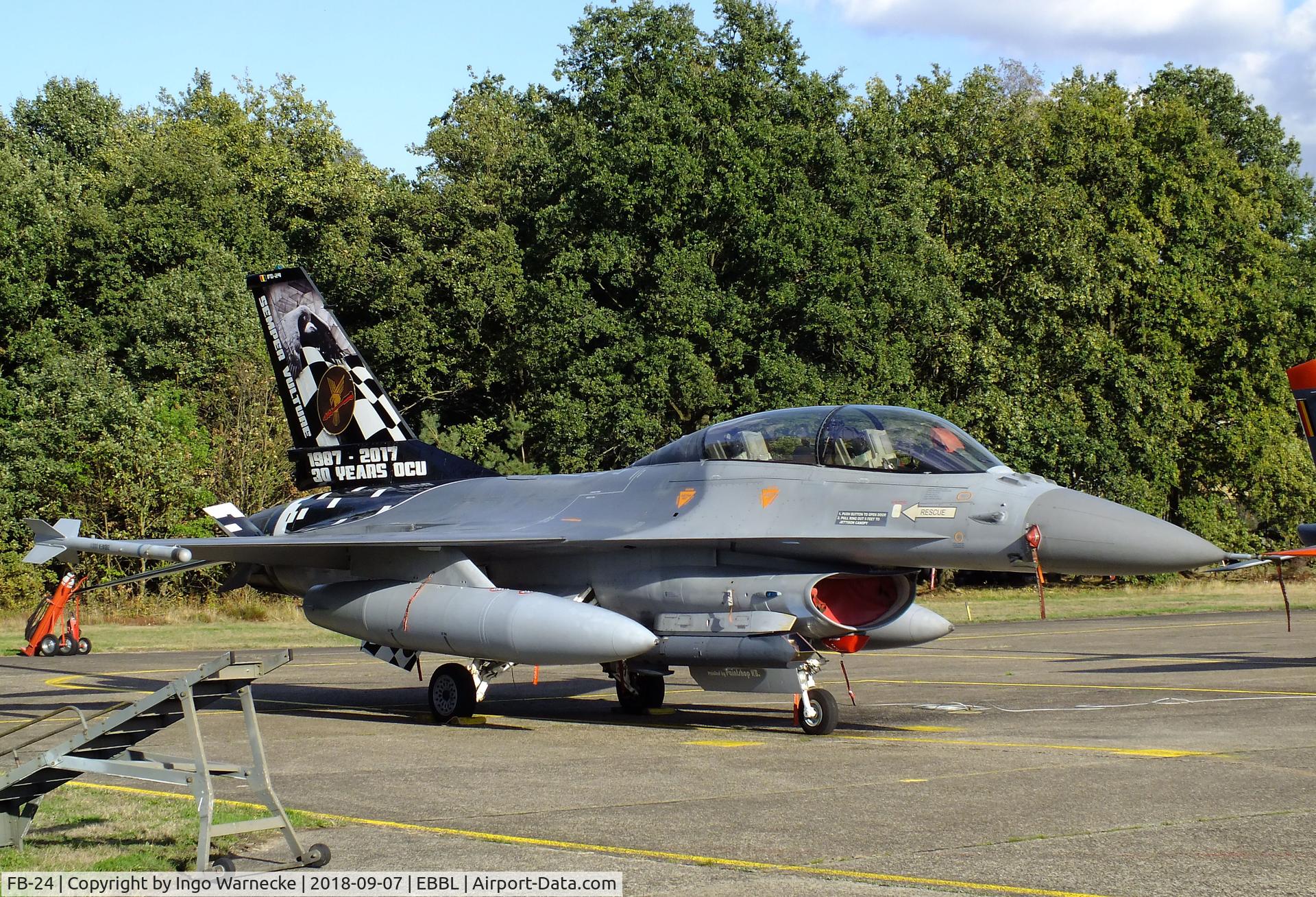 FB-24, General Dynamics F-16BM Fighting Falcon C/N 6J-24, General Dynamics F-16BM Fighting Falcon of the FAeB (Belgian Air Force) in 'Semper Vulture, 30 years OCU' special colours at the 2018 BAFD spotters day, Kleine Brogel airbase